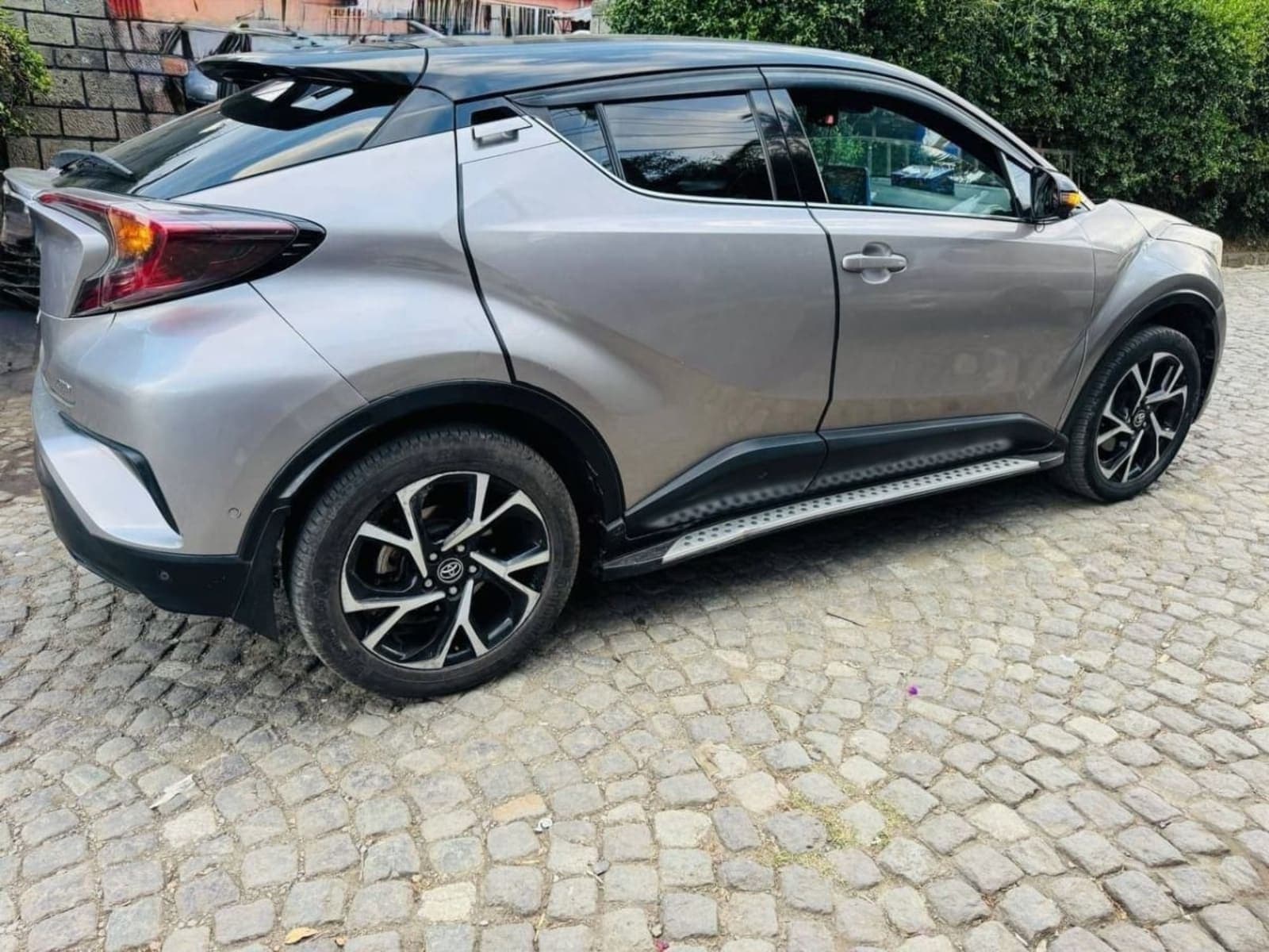 2017 Toyota CHR — photo 4