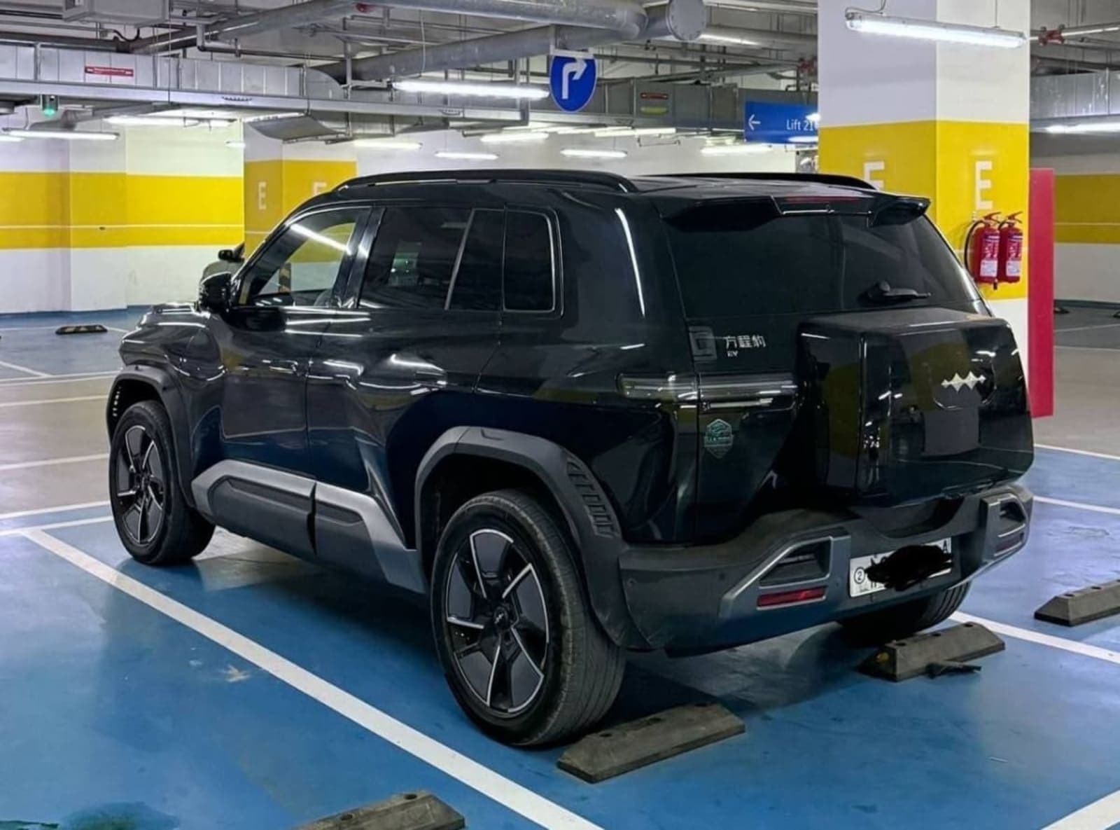 2025 BYD Leopard 3 — photo 2