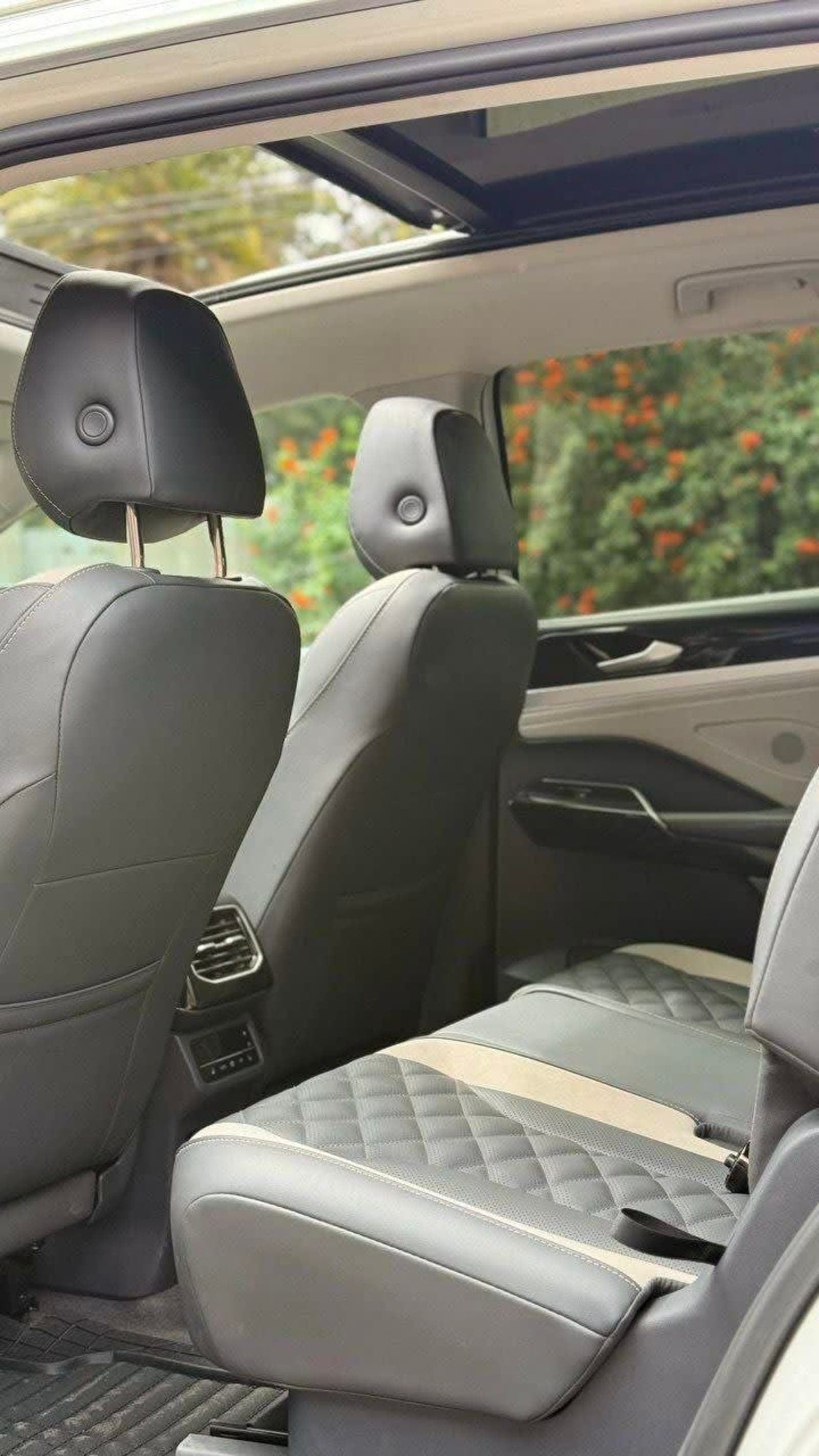 2024 Volkswagen ID6 Crozz Pro — photo 2