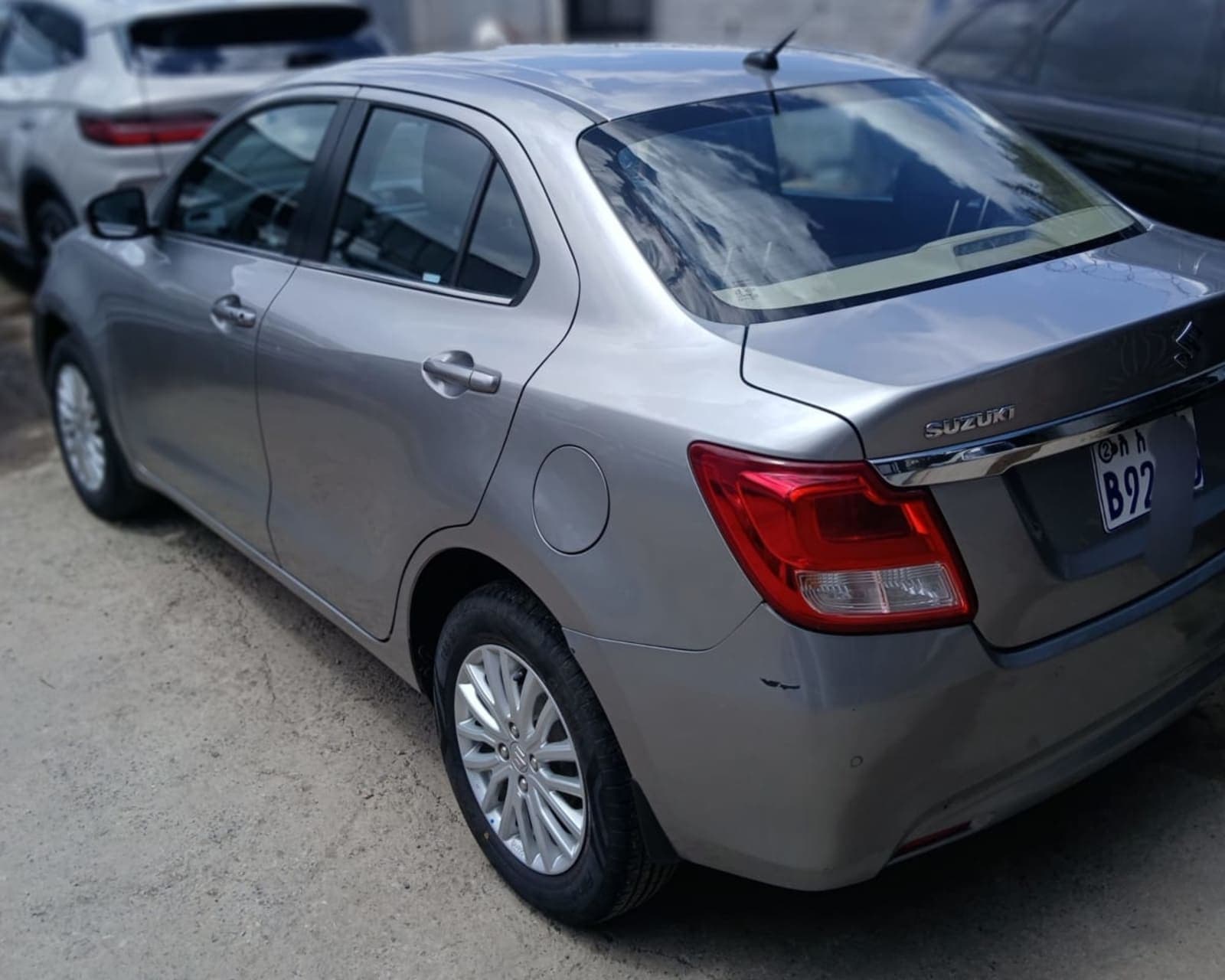 2022 SUZUKI DZIRE — photo 4