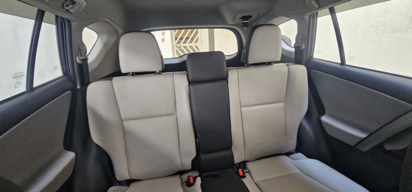 2018 Toyota RAV4 — photo 4