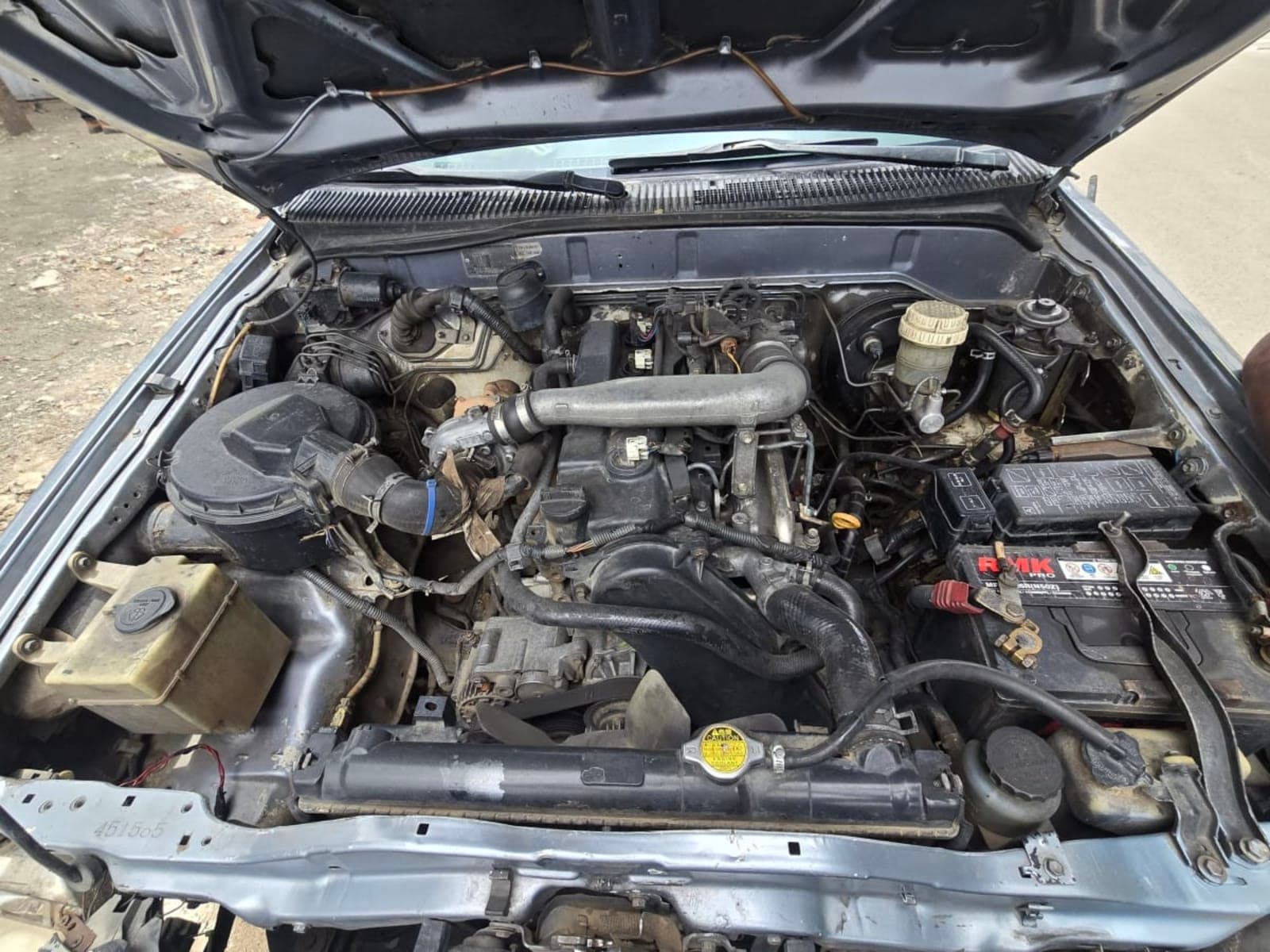 2004 Toyota Hilux harde body