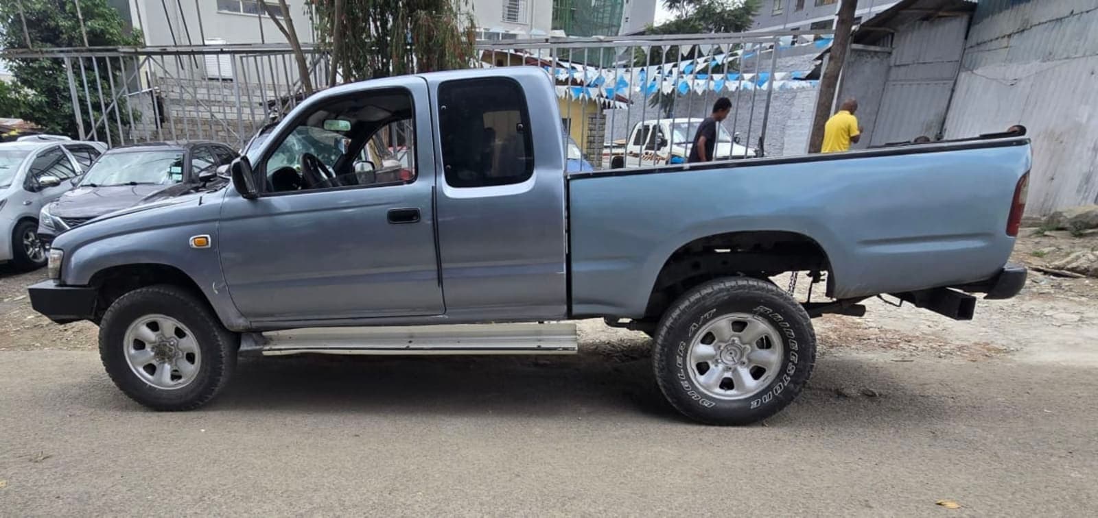 2004 Toyota Hilux harde body — photo 6
