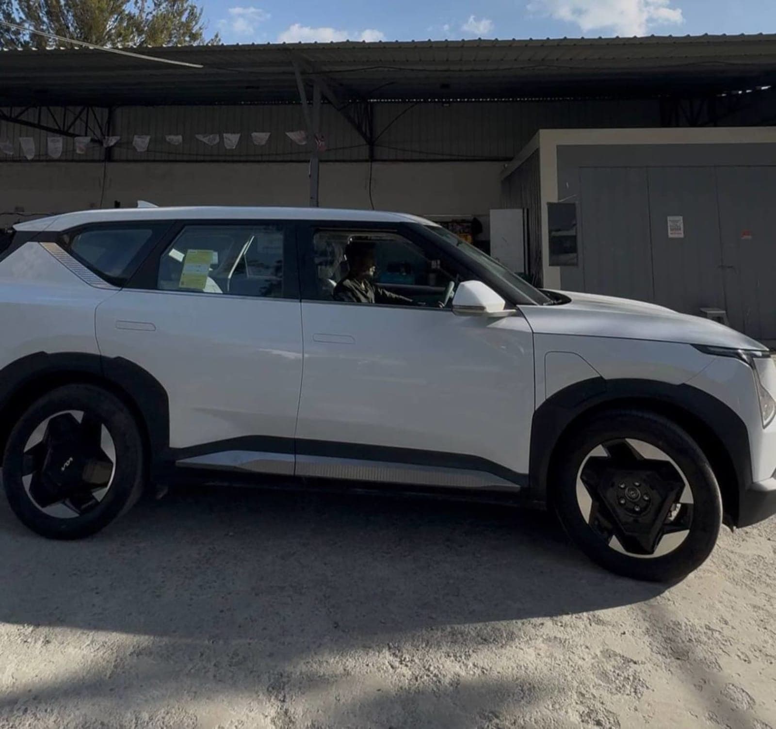 2025 KIA EV5 WAVE โ photo 3