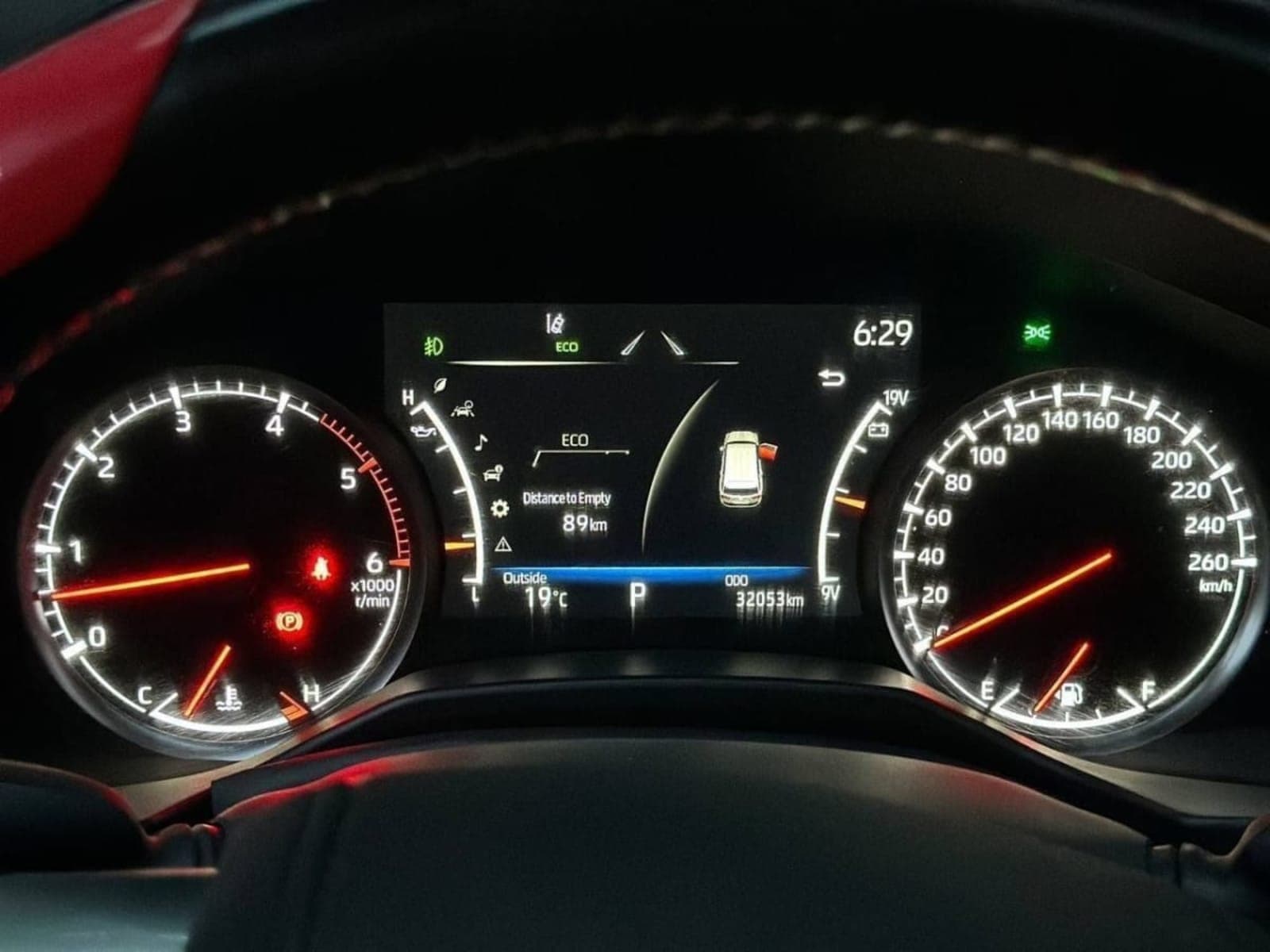2023 Toyota Land Cruiser VX-R — photo 4