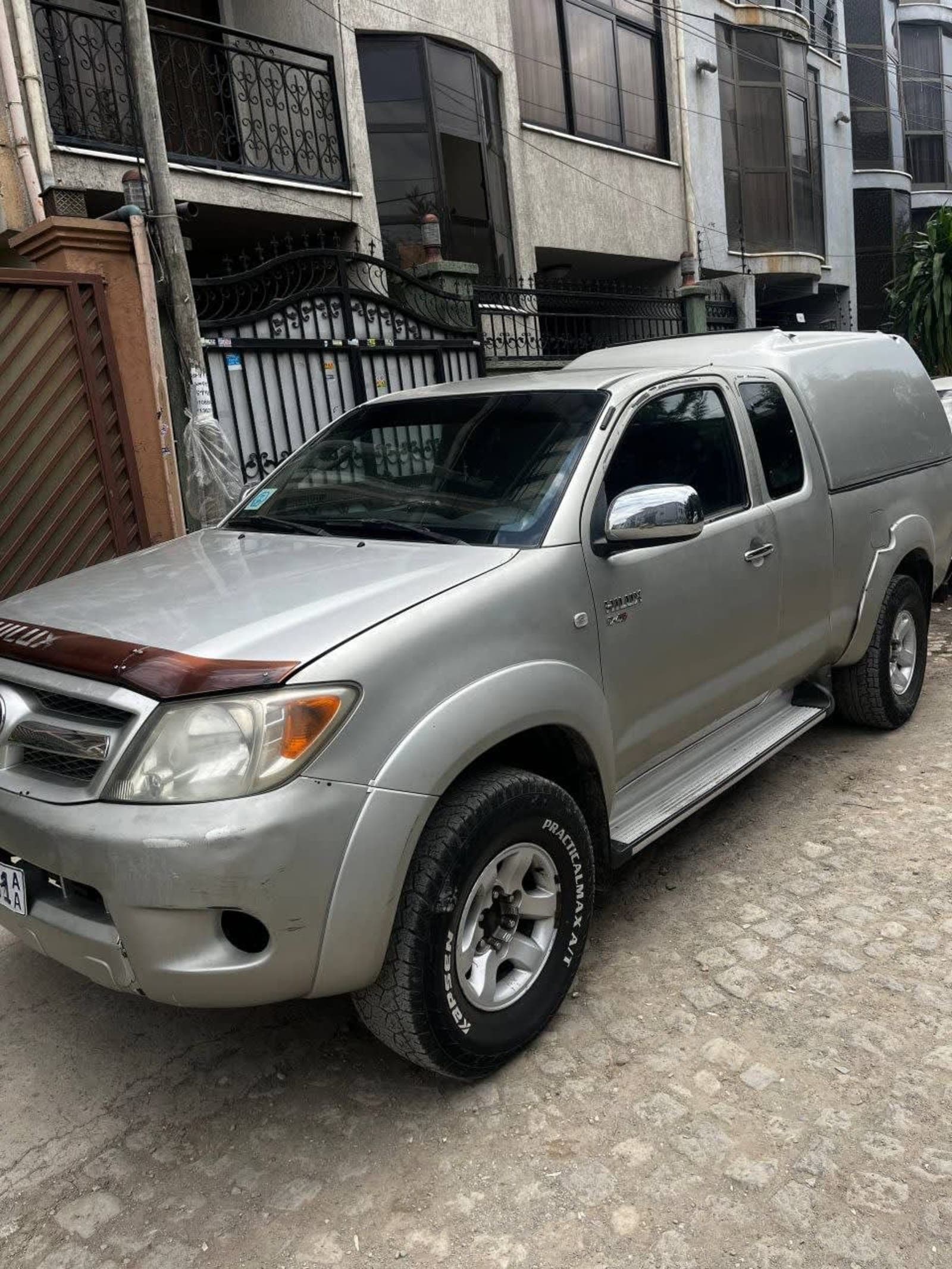 2008 Toyota Hilux — photo 3