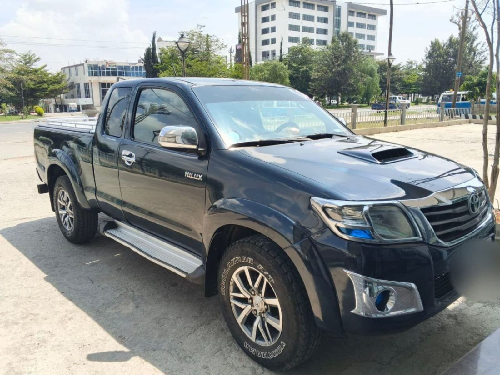 2014 Toyota Hilux Double Cab — photo 4