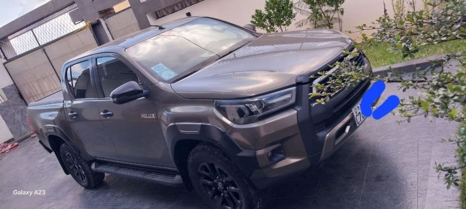 2021 Toyota Hilux Invincible — photo 5