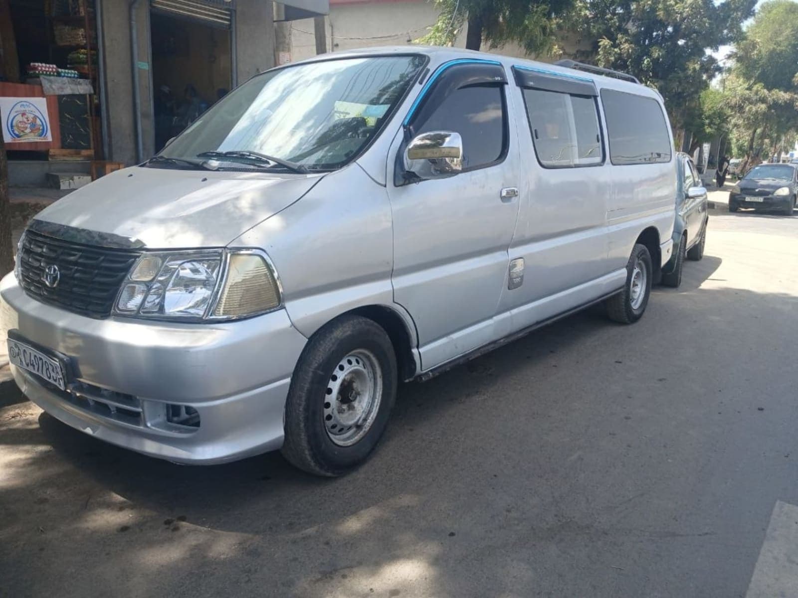 2009 Toyota Hiace Dolphin