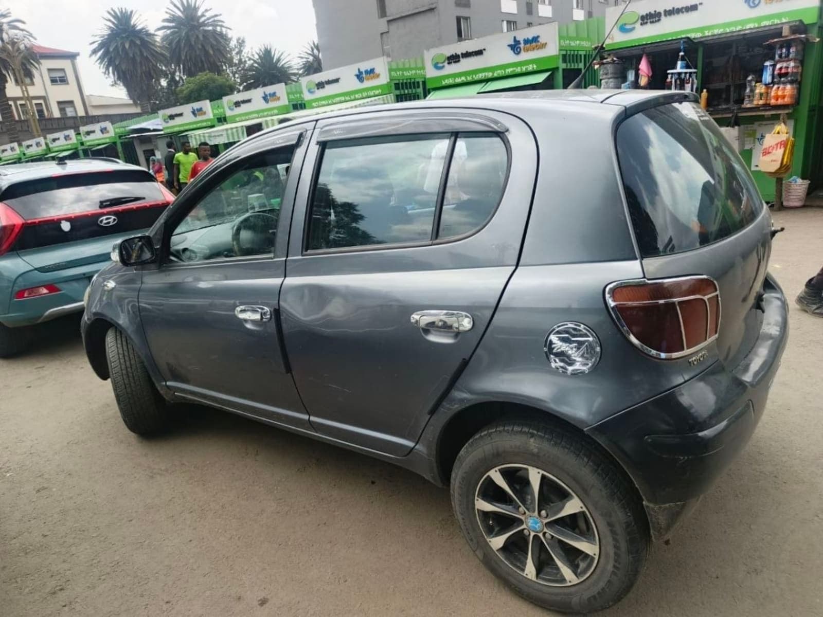 2005 Toyota Vitz Yaris