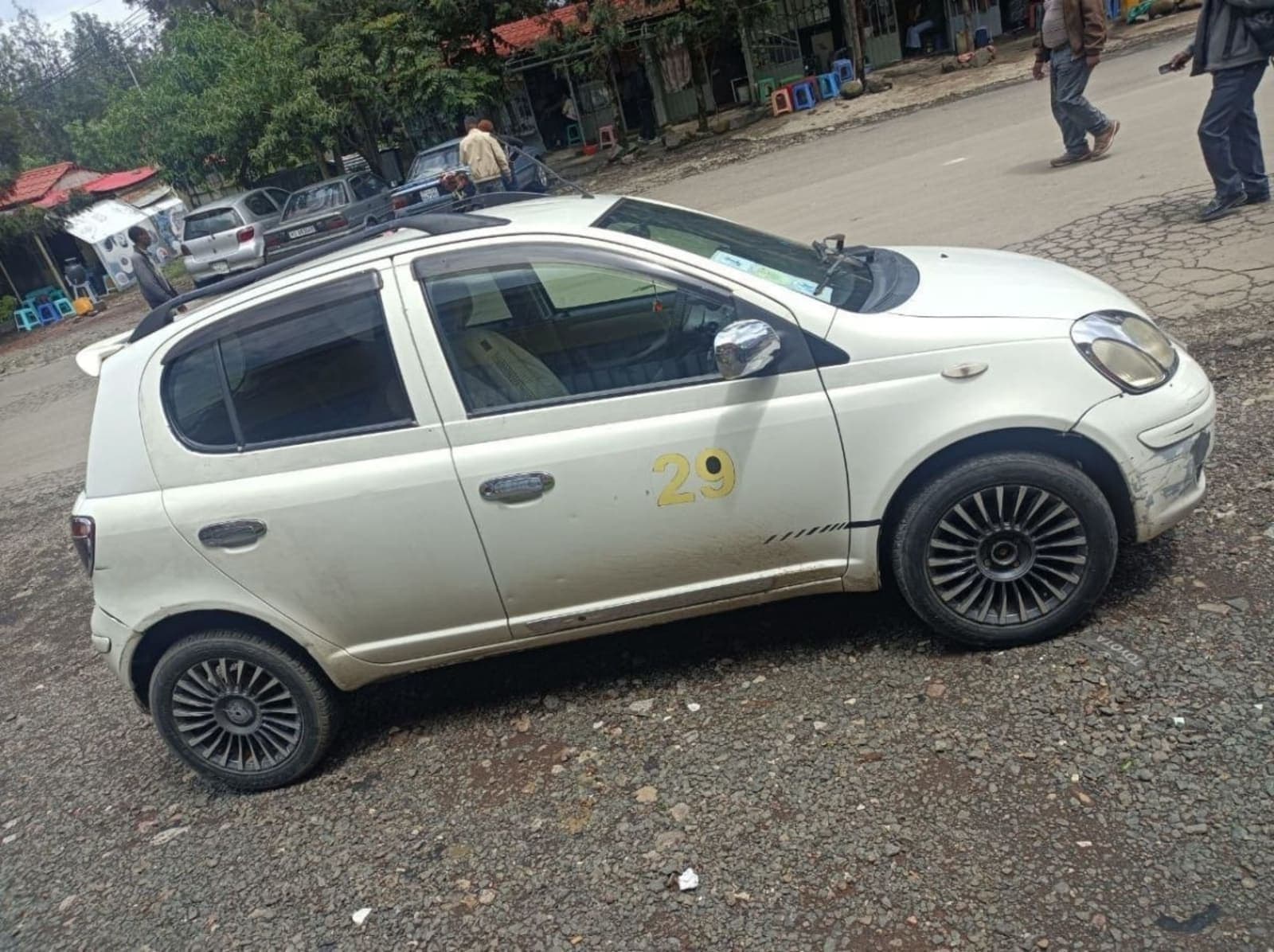 2002 Toyota Vitz