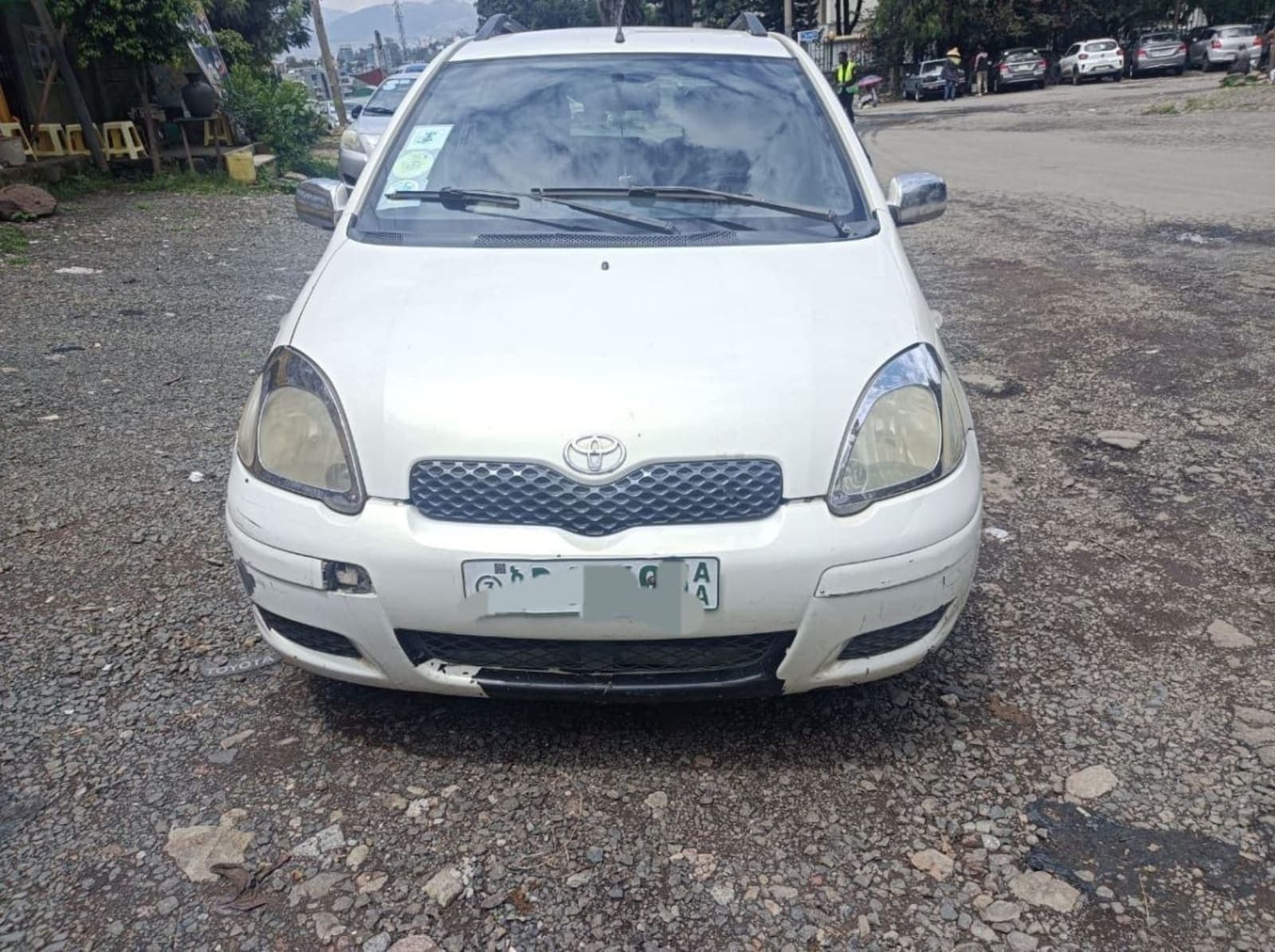 2002 Toyota Vitz — photo 5