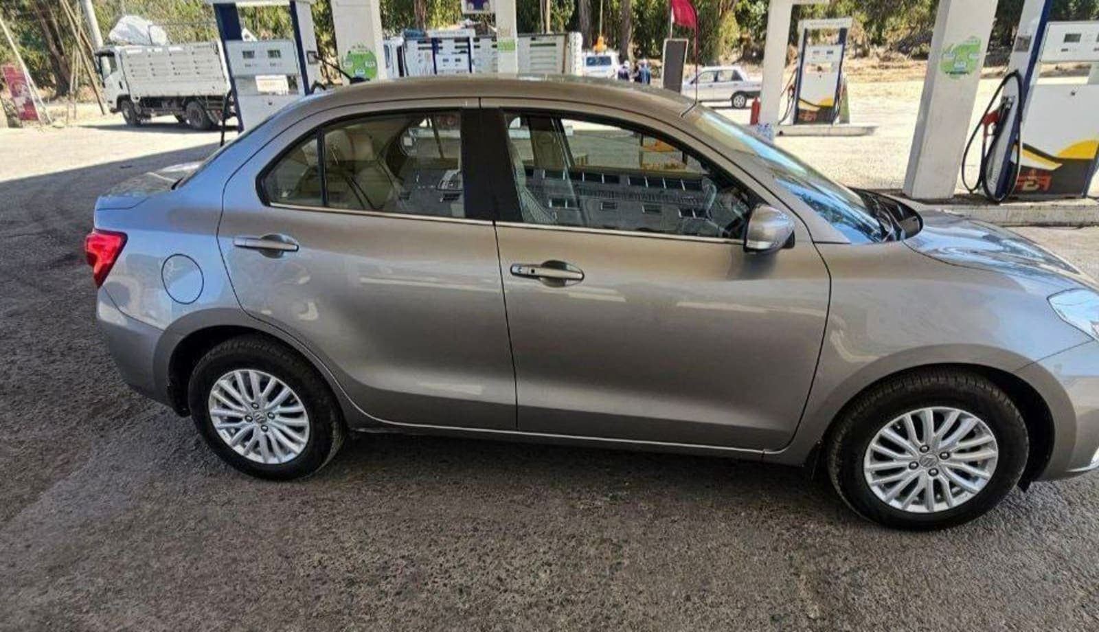 2022 Suzuki Dzire — photo 6