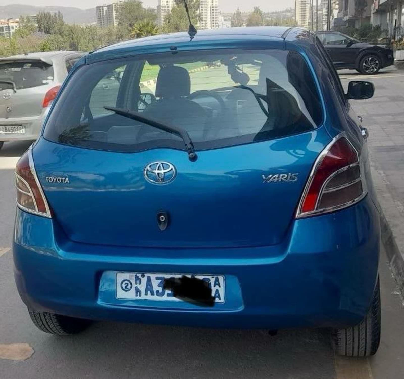 2005 Toyota Yaris Compact — photo 4