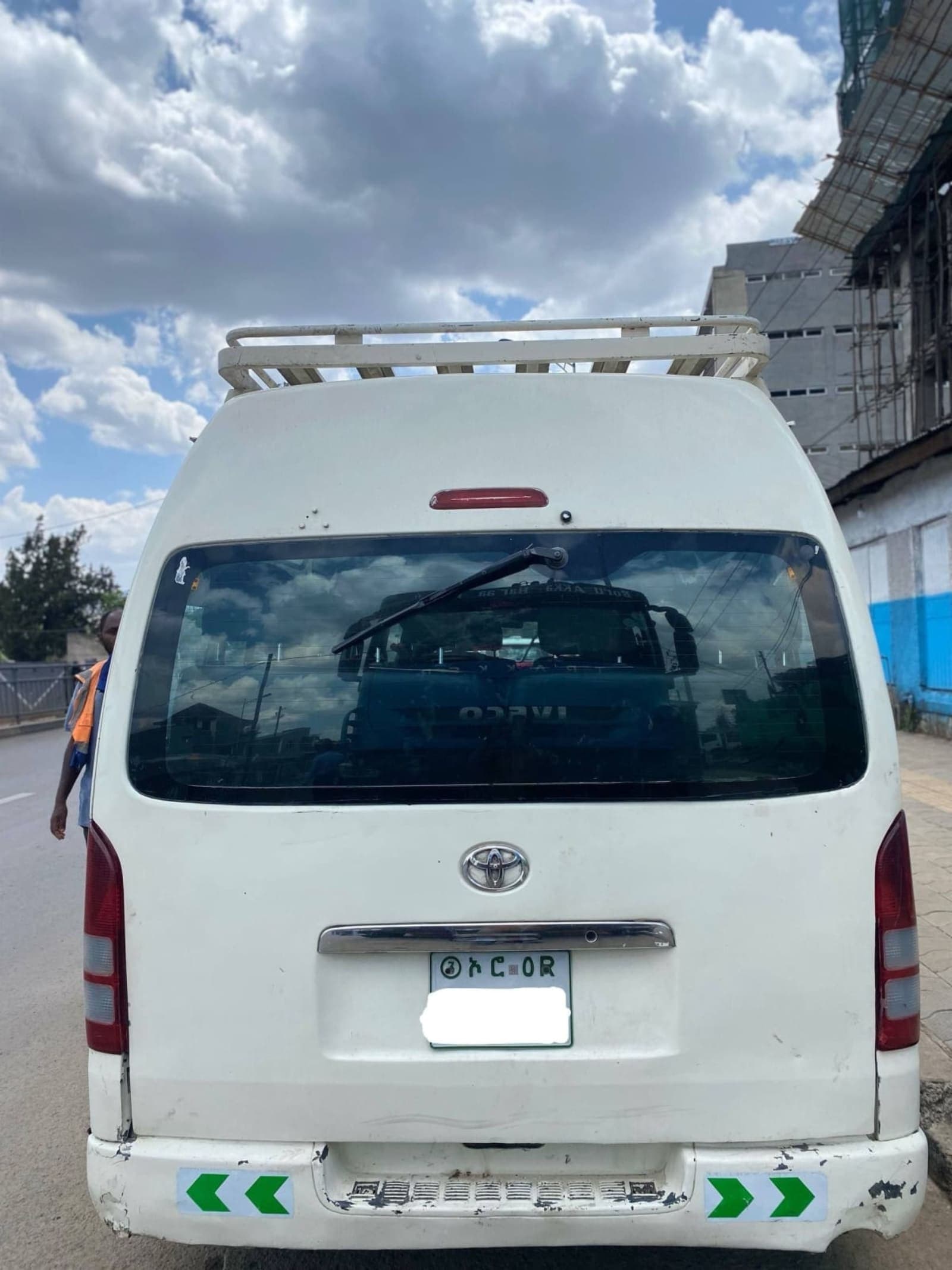 2009 Toyota Highroof — photo 8