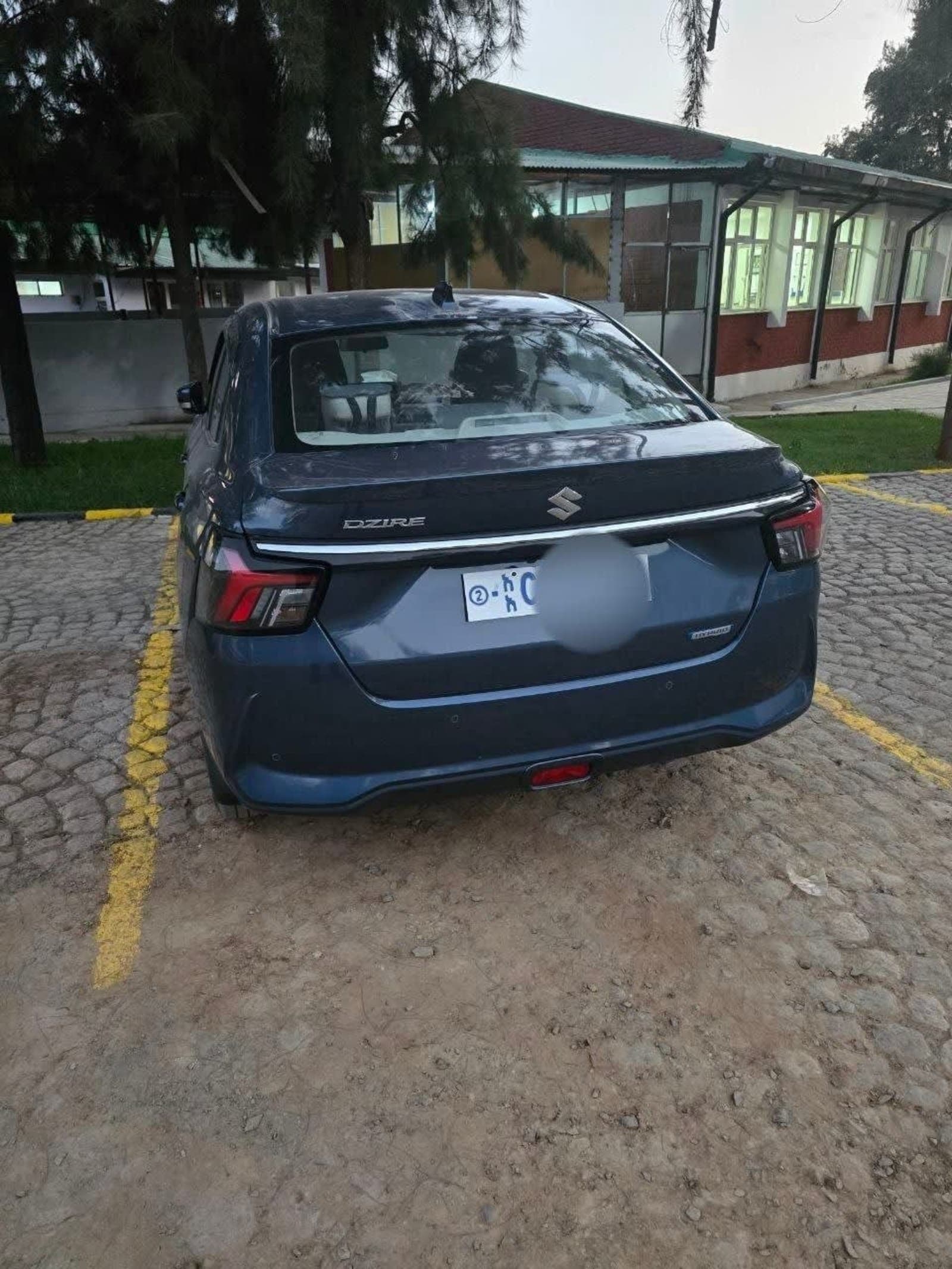 2025 Suzuki Dzire — photo 4