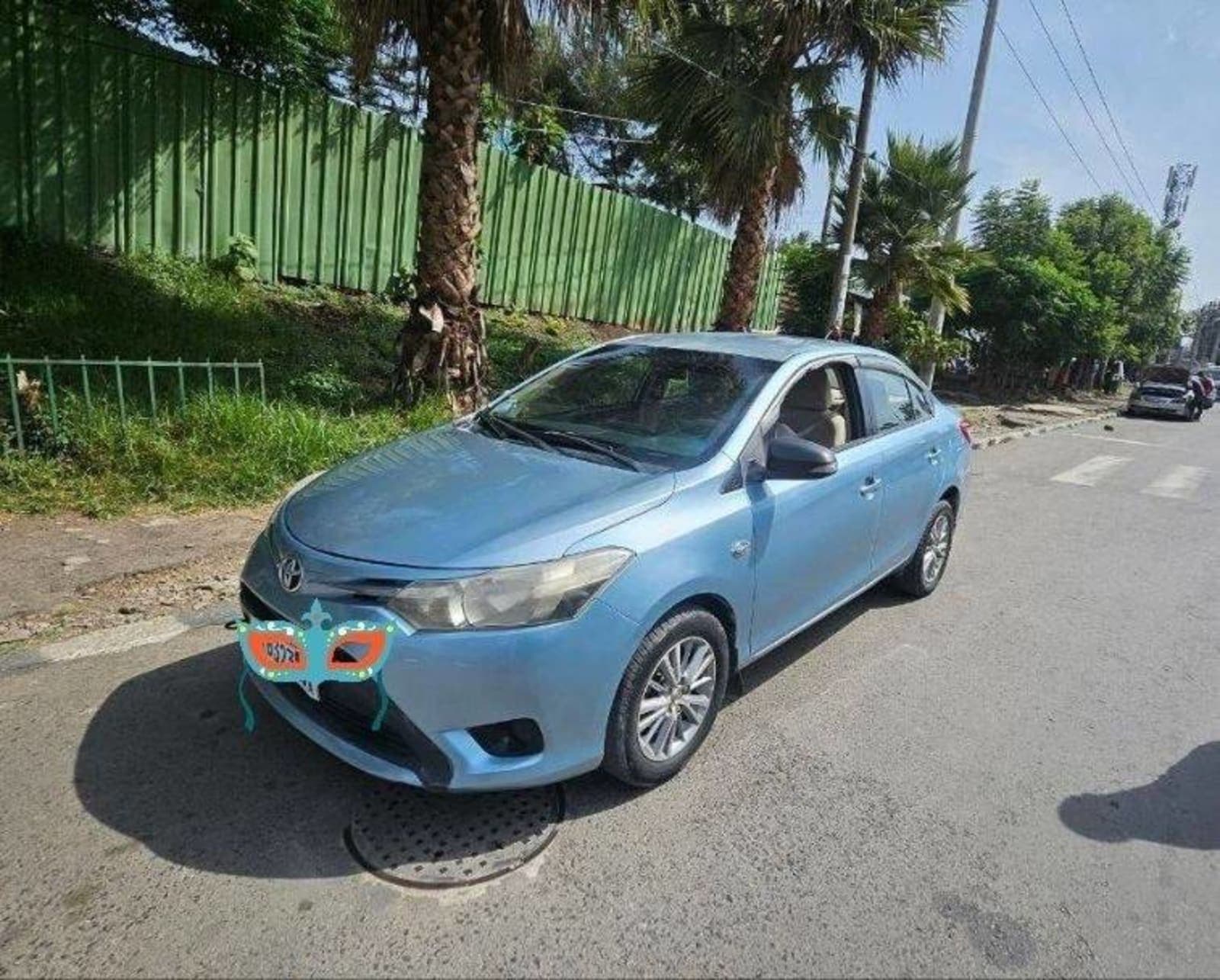 2014 Toyota Yaris — photo 5