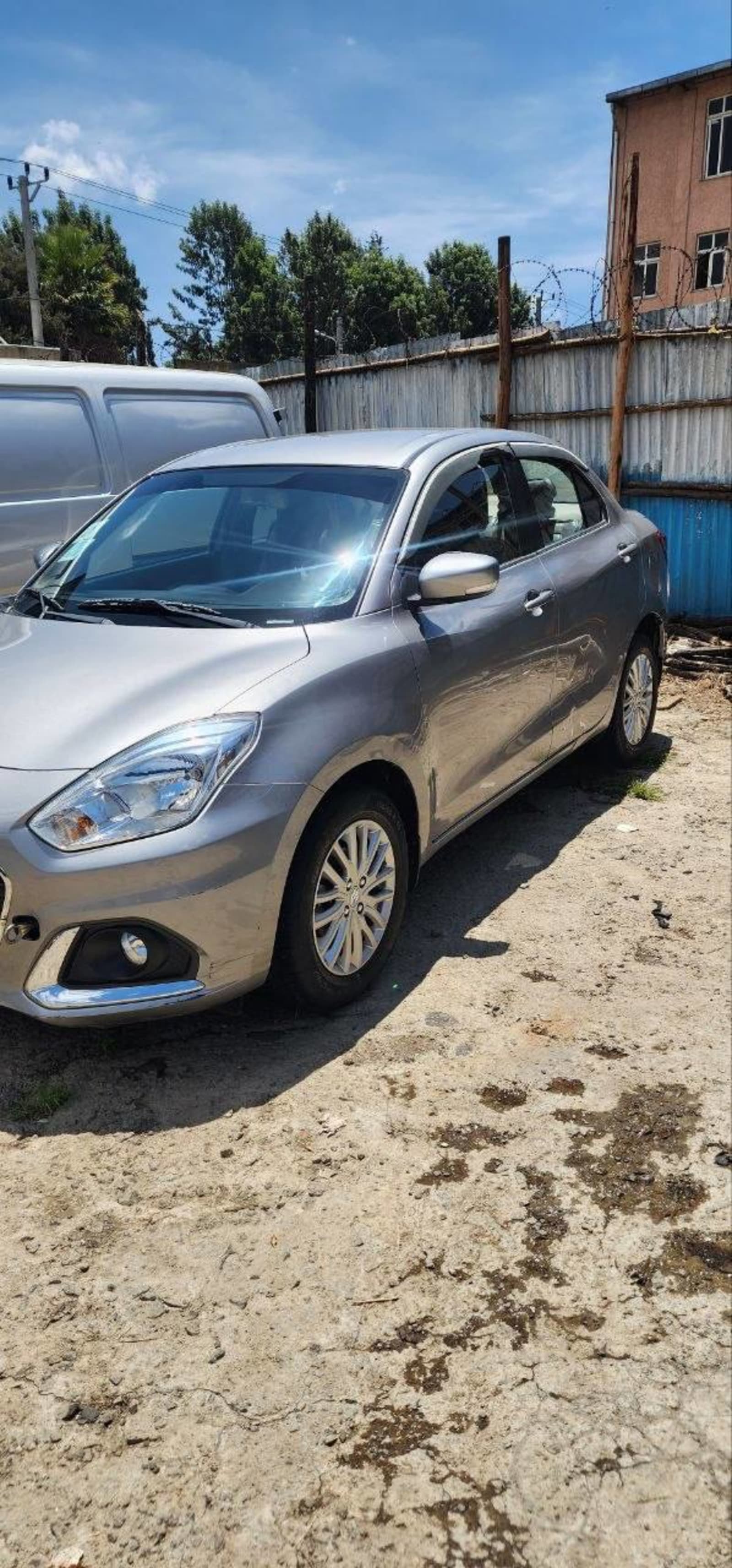 2022 Suzuki Dzire — photo 2