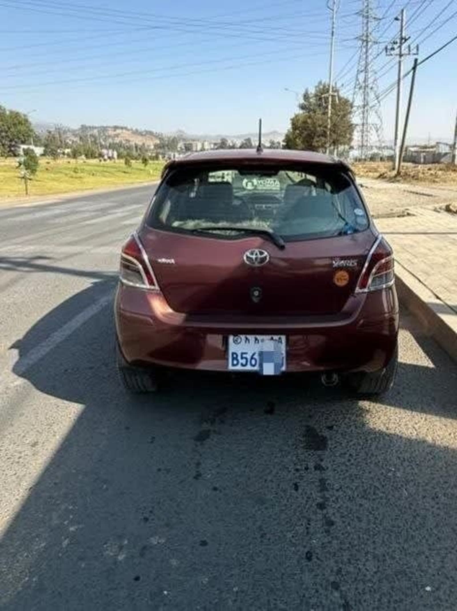 2010 Toyota Compact Yaris — photo 5