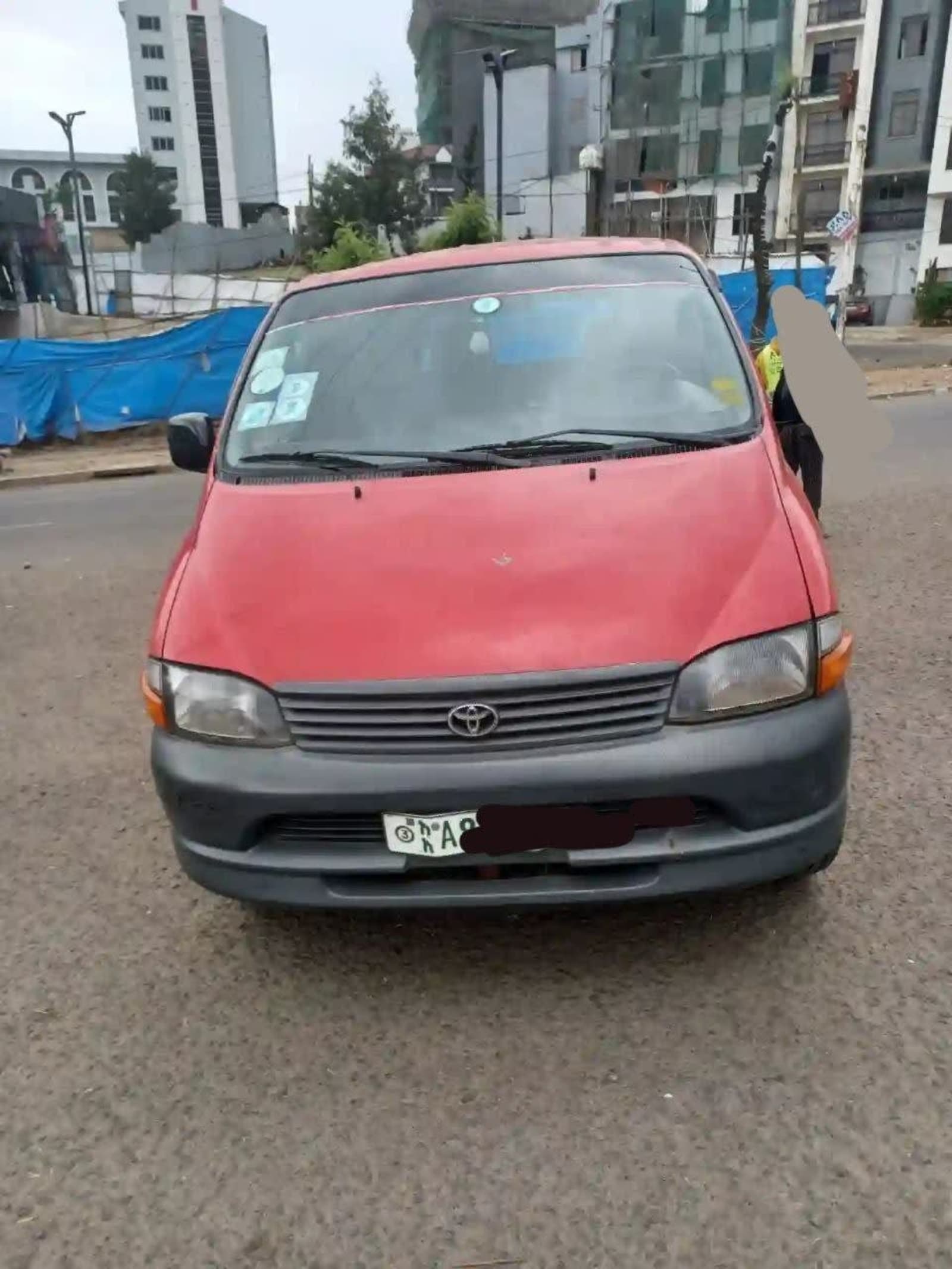 2006 Dolphin van