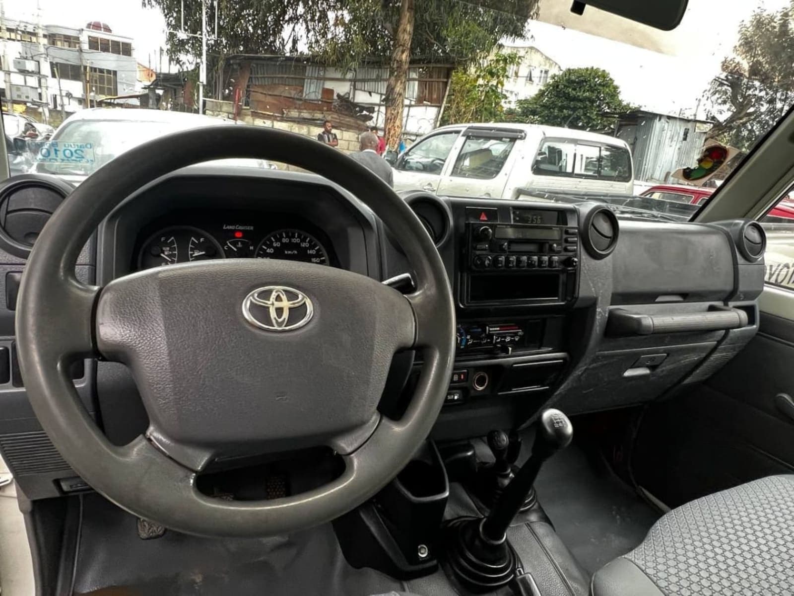 2010 TOYOTA LONGBASE — photo 6
