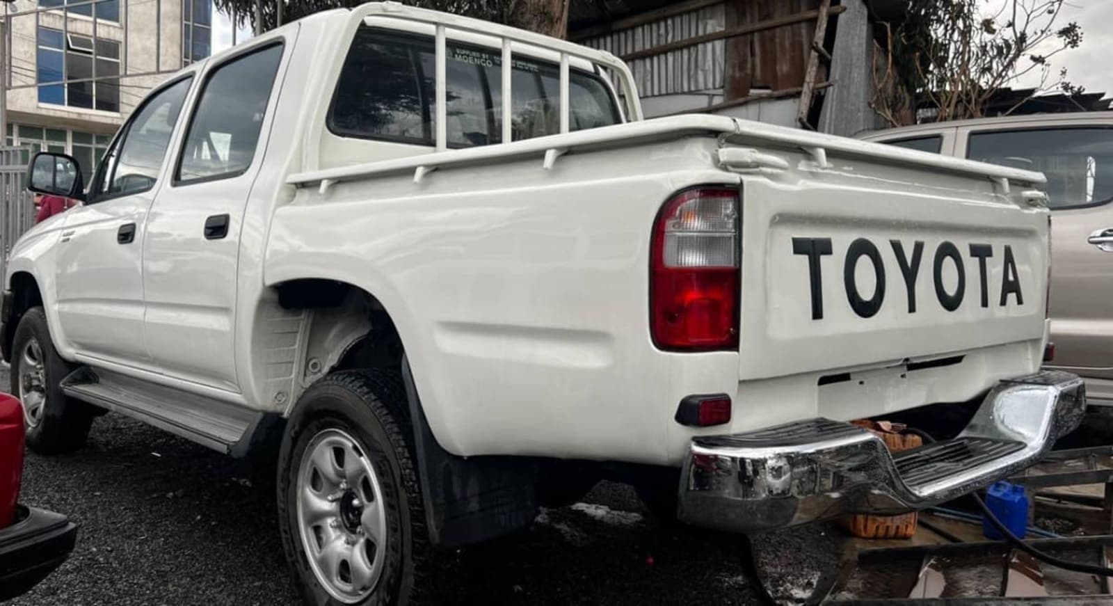 2003 Toyota 3L double gabina — photo 6