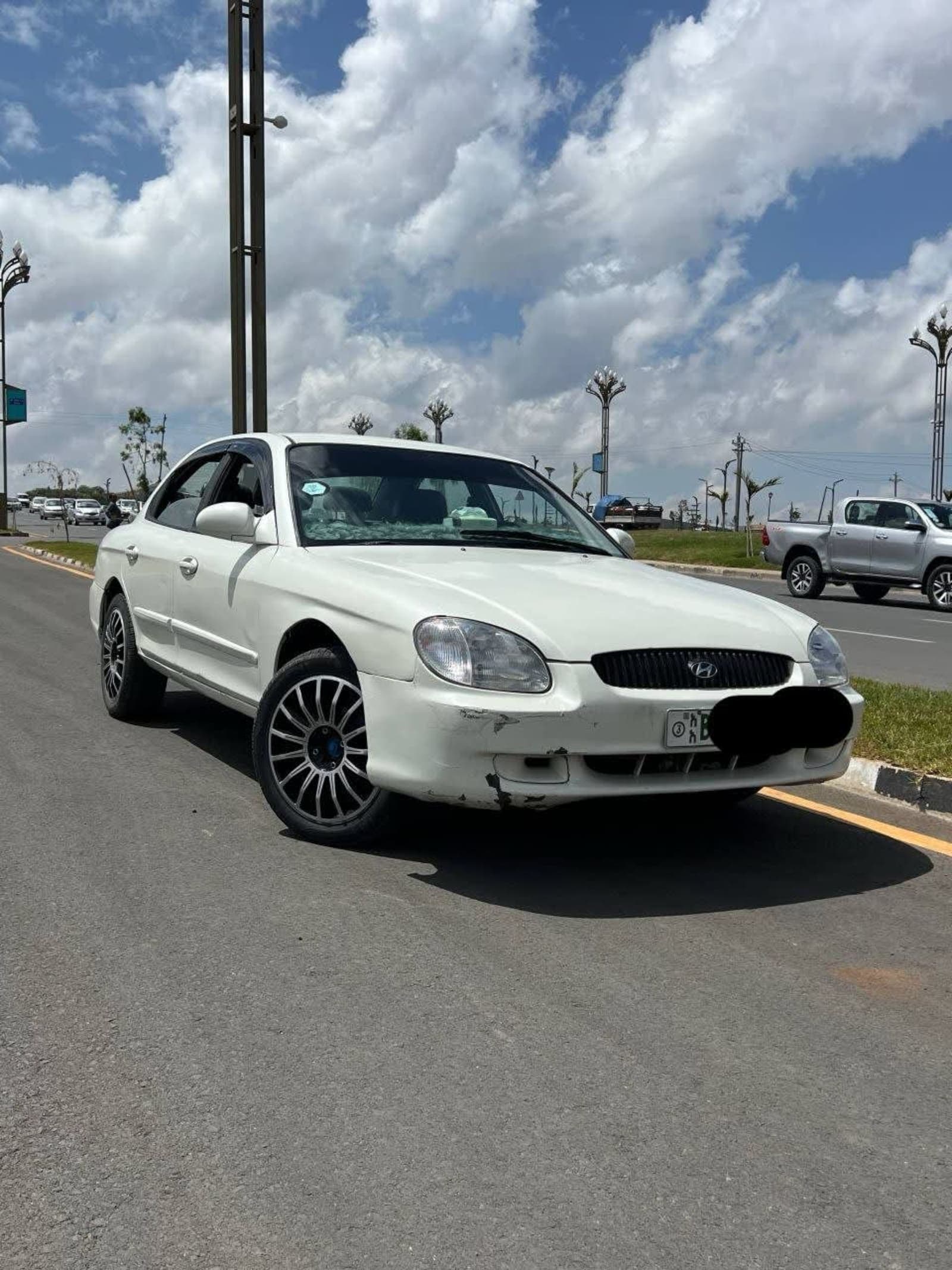 2001 Hyundai Sonata — photo 1