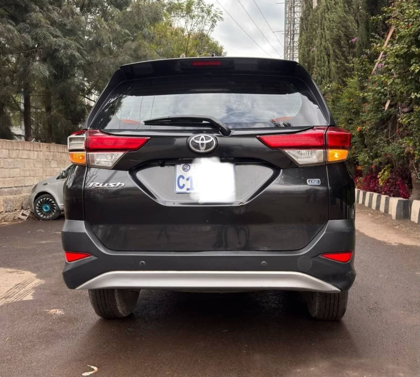 2022 Toyota Rush (G) — photo 4