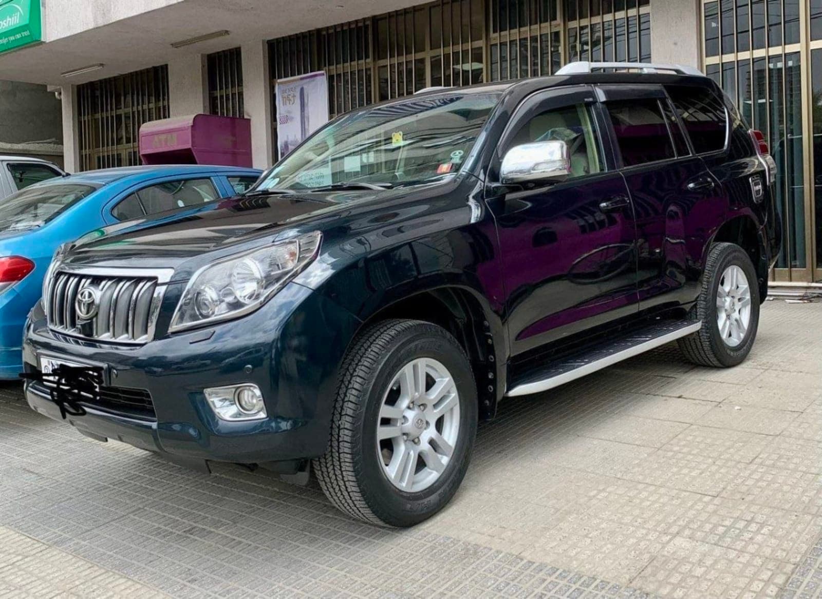 2012 Toyota Landcruiser Prado — photo 4