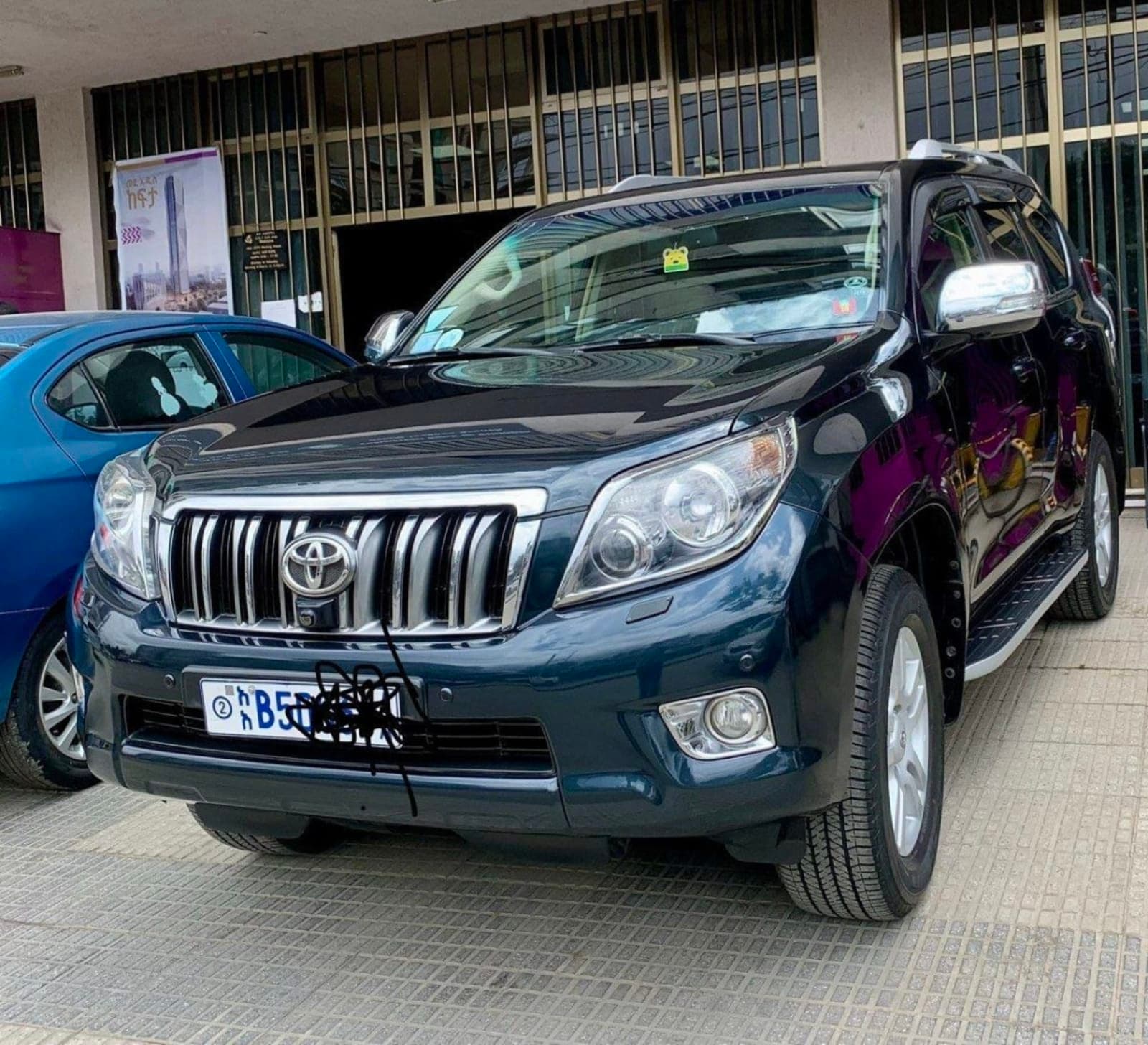2012 Toyota Landcruiser Prado — photo 5