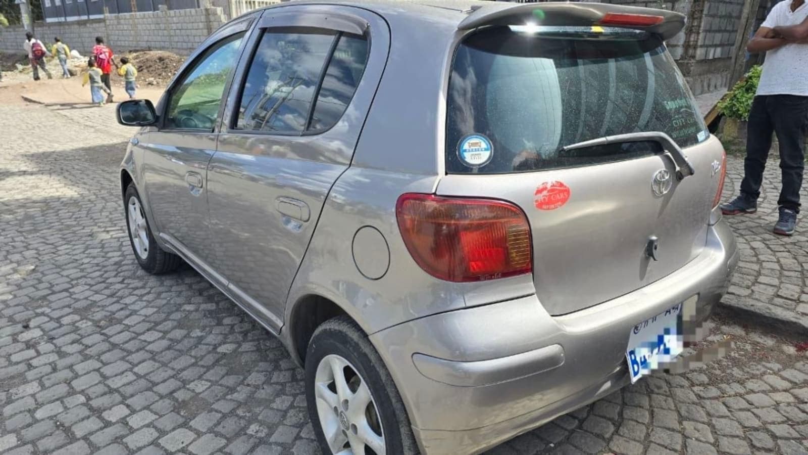 2004 Google Vitz — photo 3