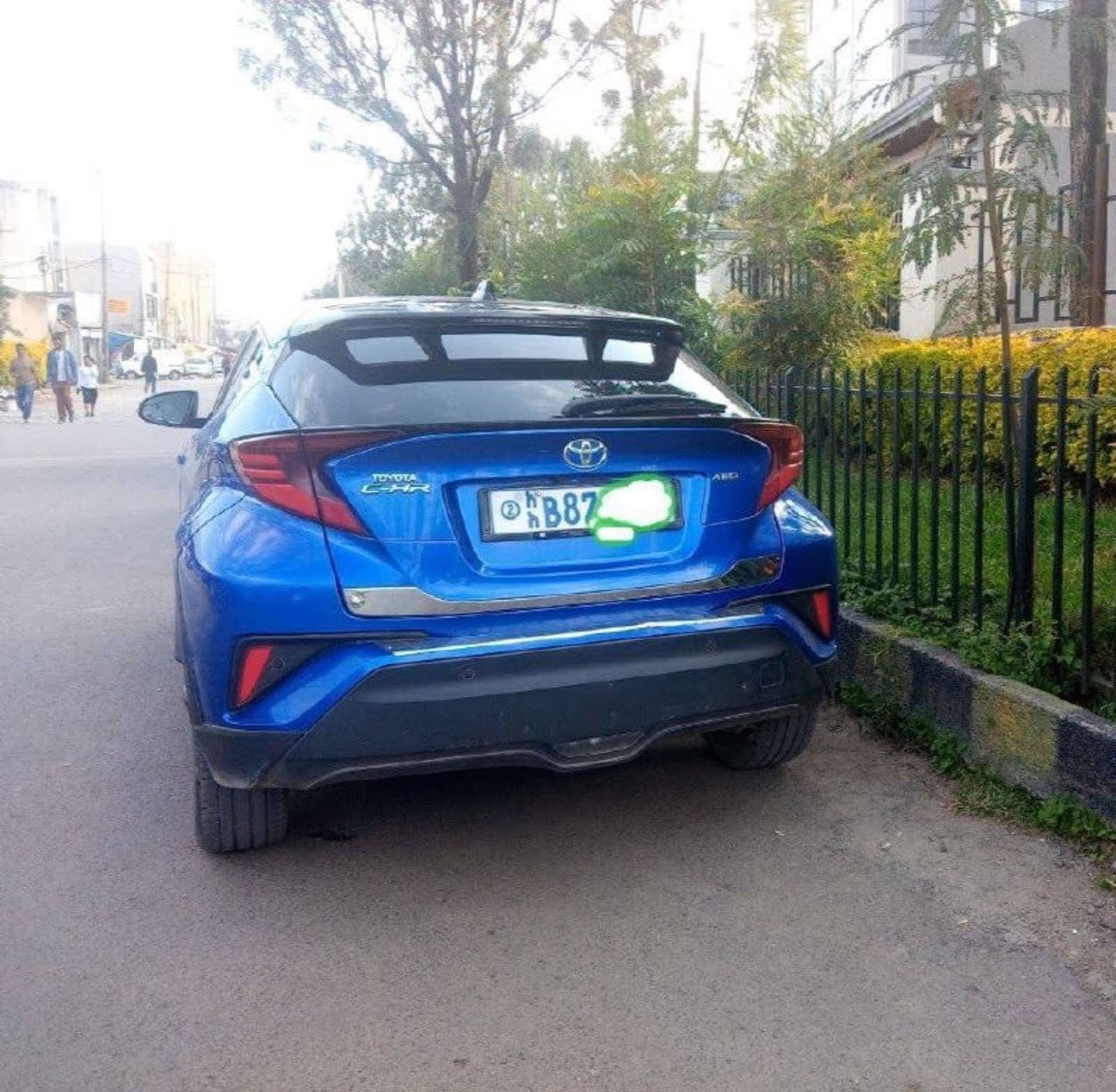 2021 Toyota CHR โ photo 1