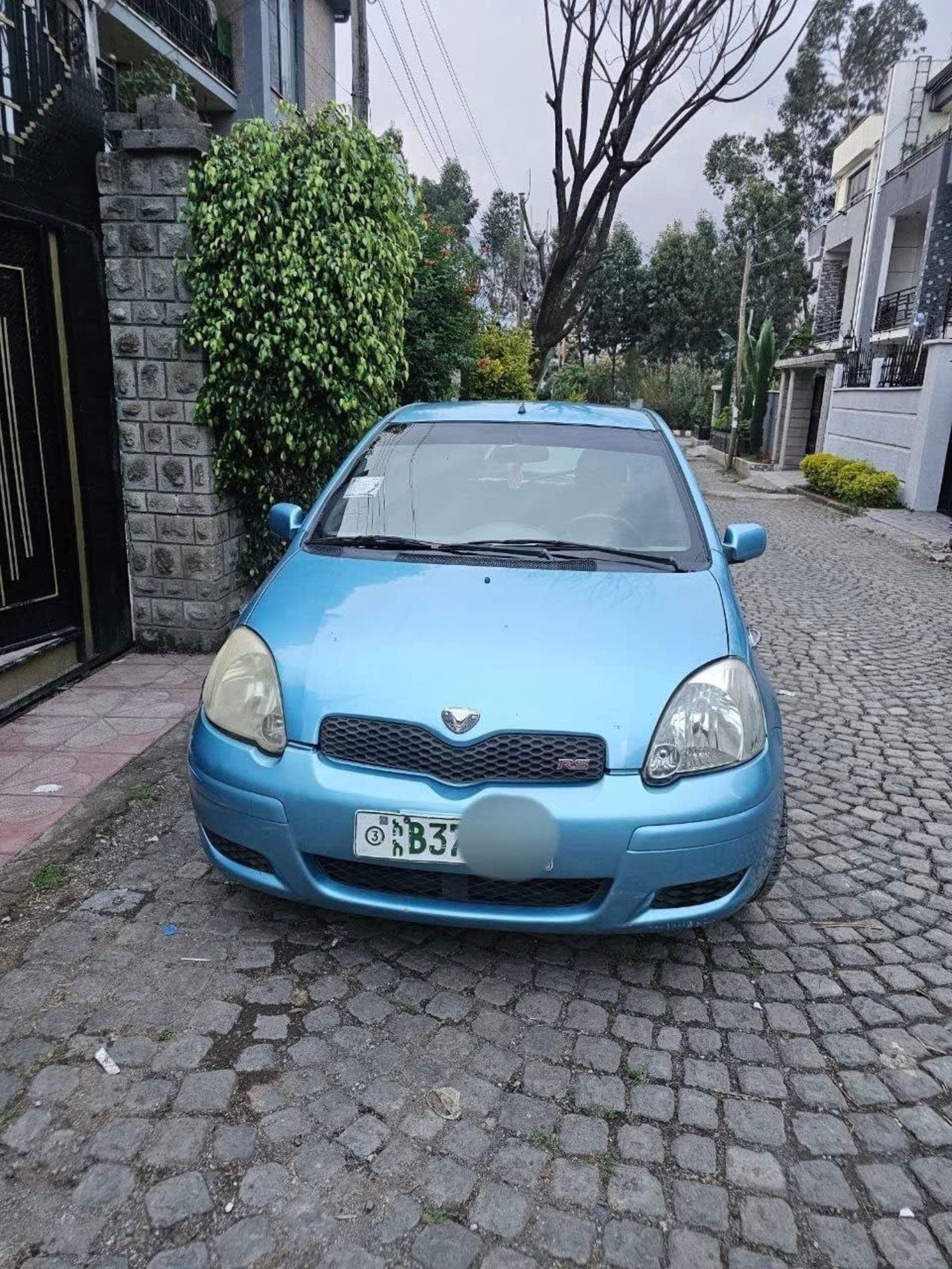 2002 Toyota Vitz