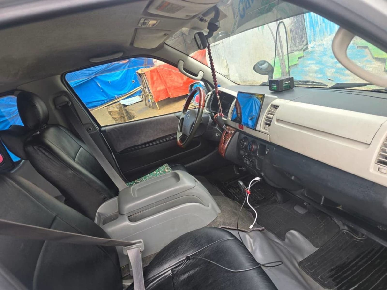 2007 Toyota Abadula — photo 2