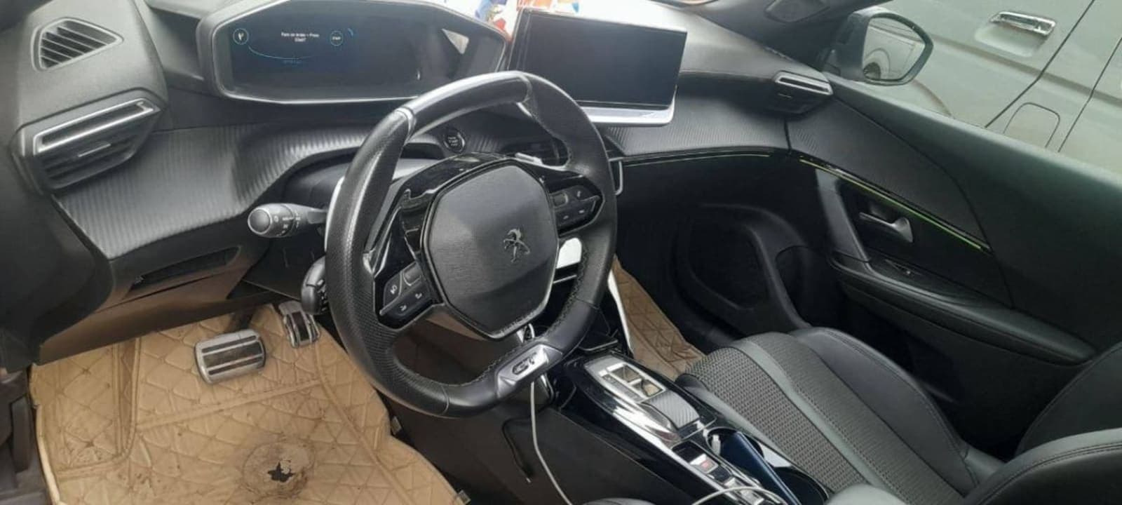 2022 Peugeot 2008 GT Line — photo 2