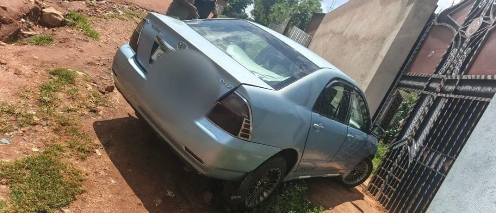 2006 Toyota Corolla โ photo 2