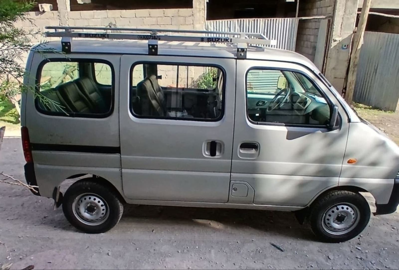 2025 Suzuki Ecco — photo 4