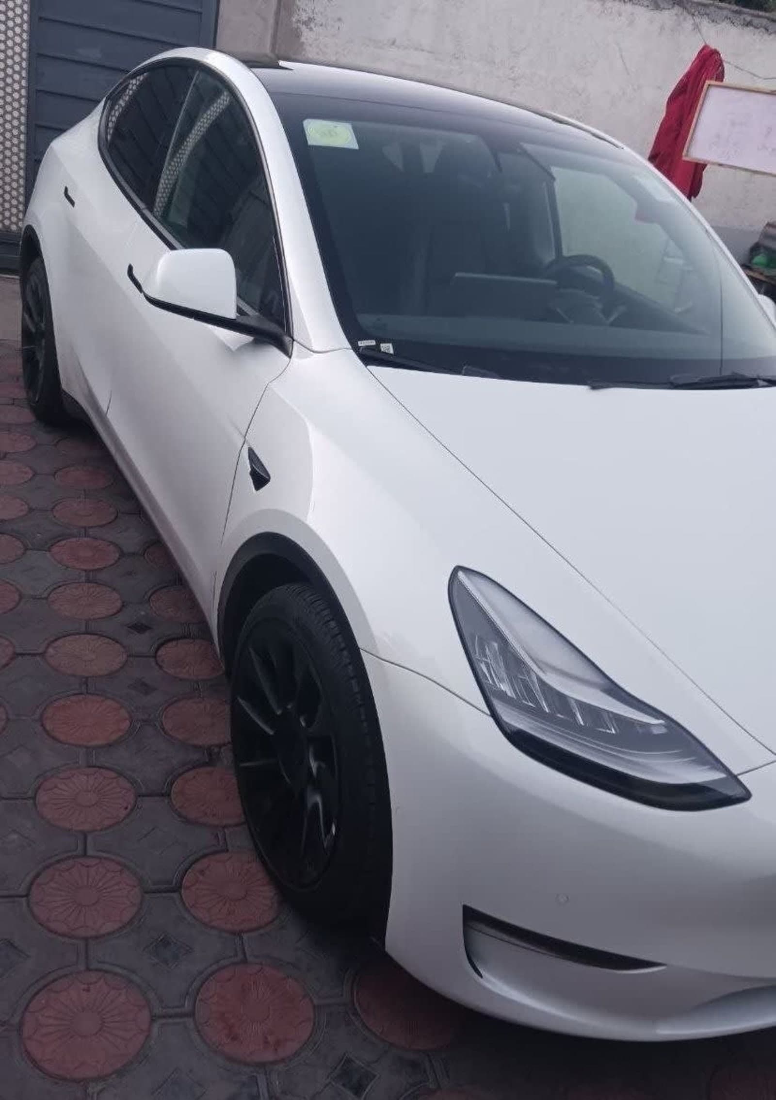 2022 Tesla Y — photo 7