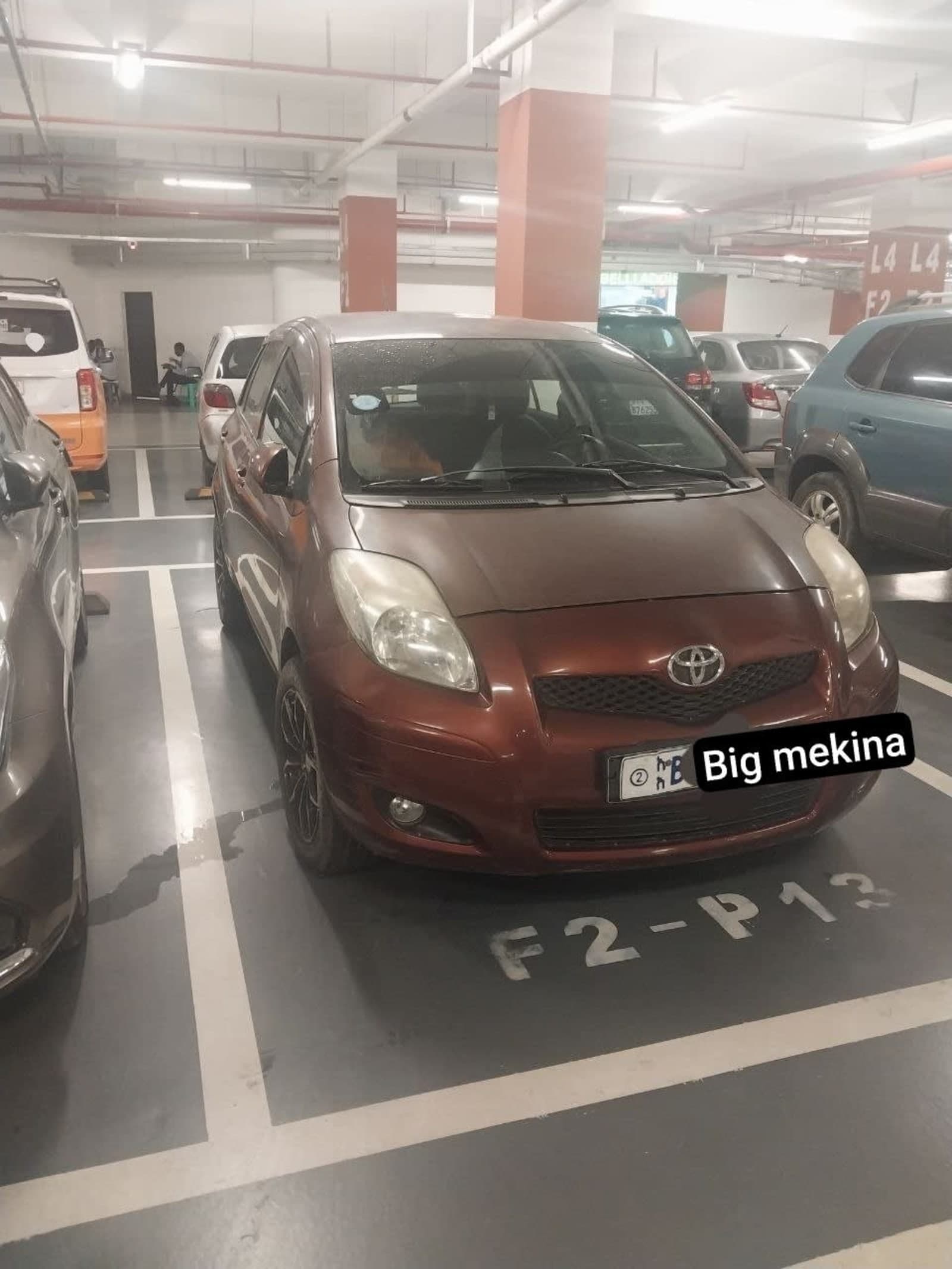 2010 Toyota Yaris — photo 7