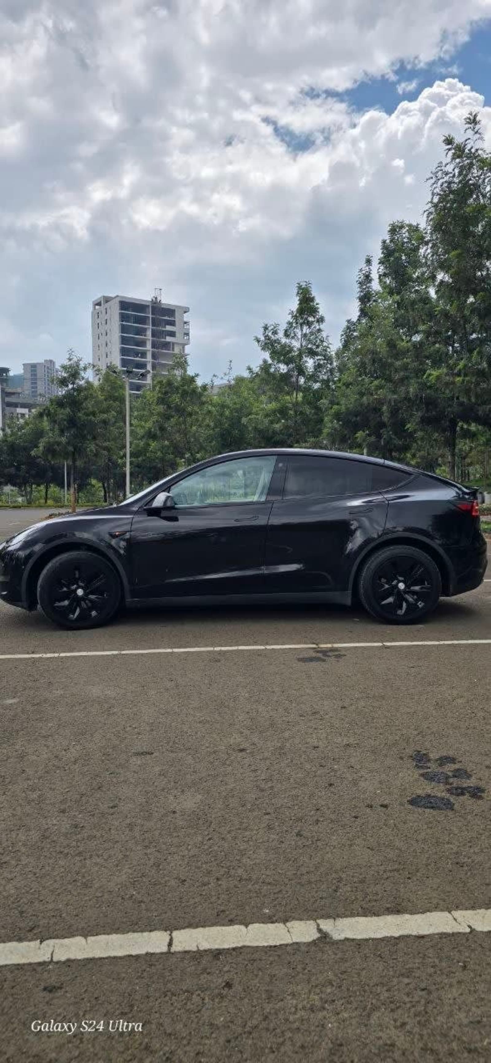 2023 Tesla Y — photo 6