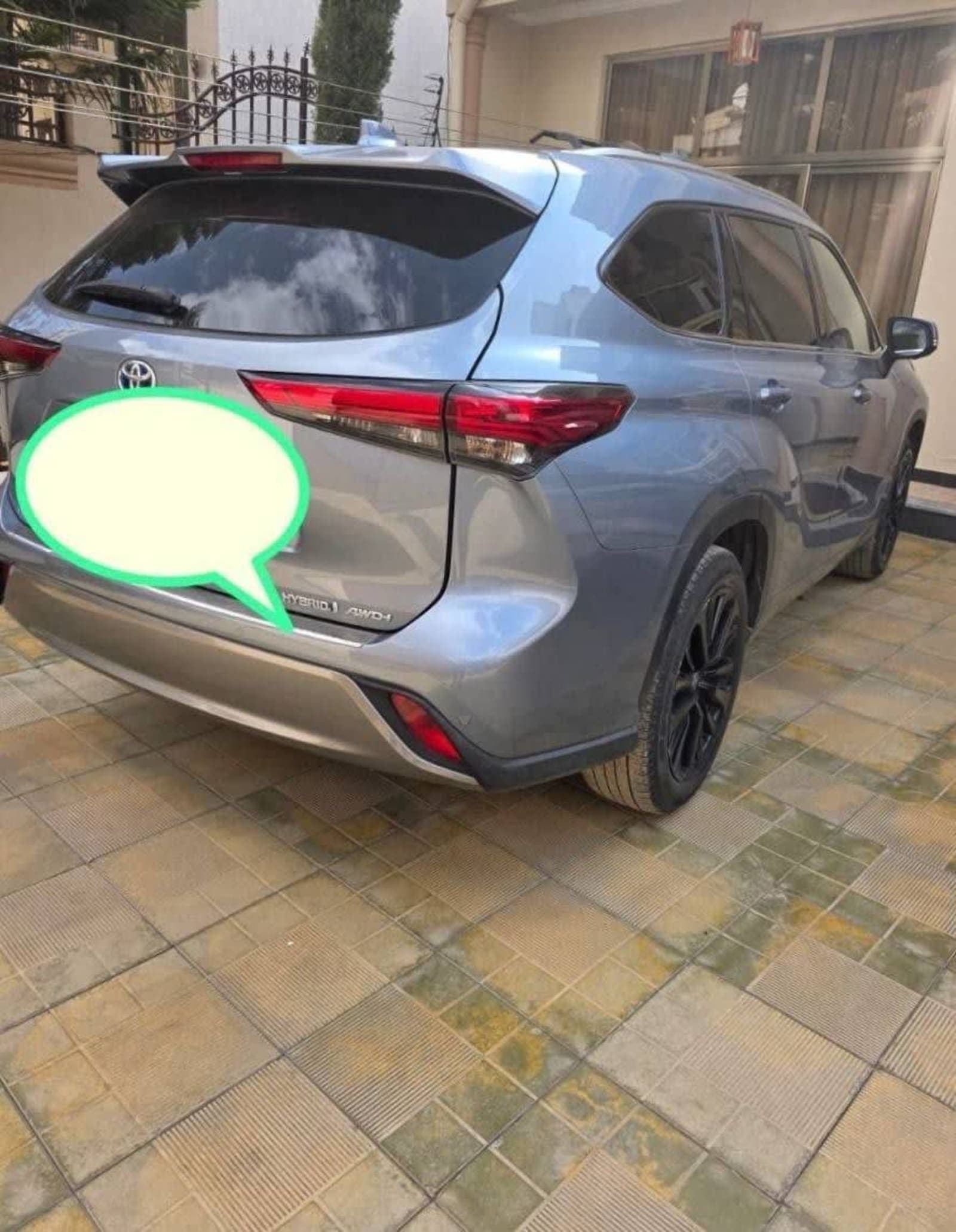 2024 Toyota Highlander Hybrid — photo 4