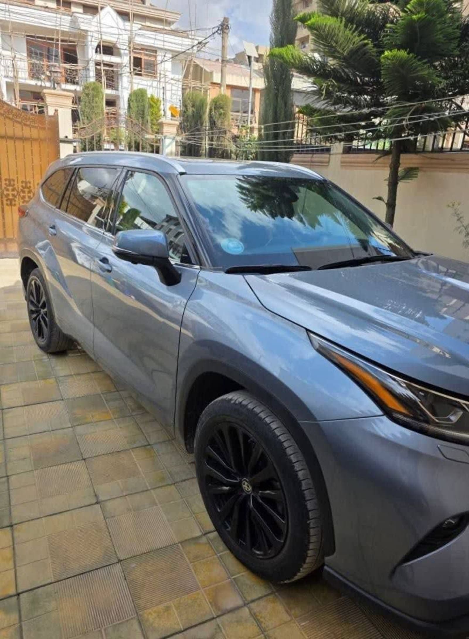 2024 Toyota Highlander Hybrid — photo 8