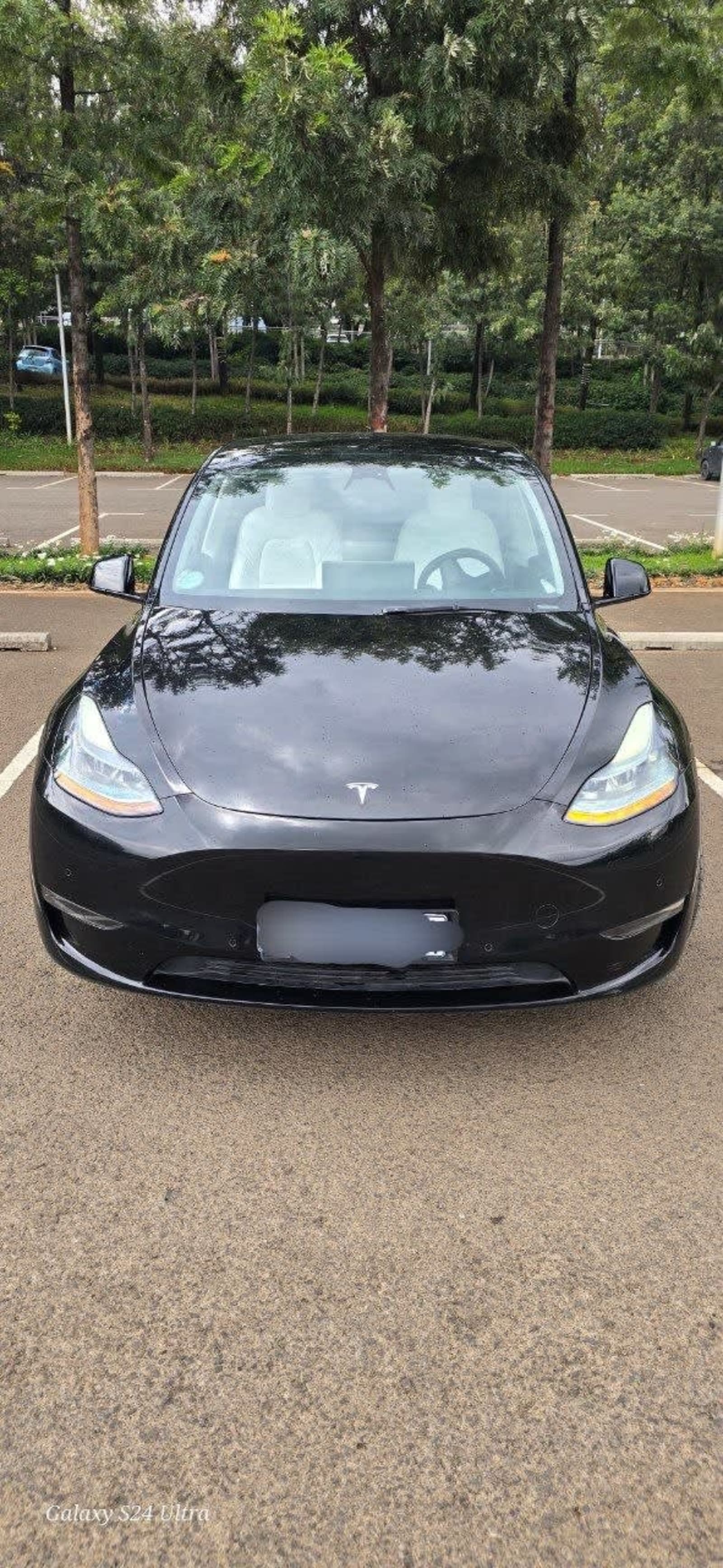 2023 Tesla Model Y — photo 8
