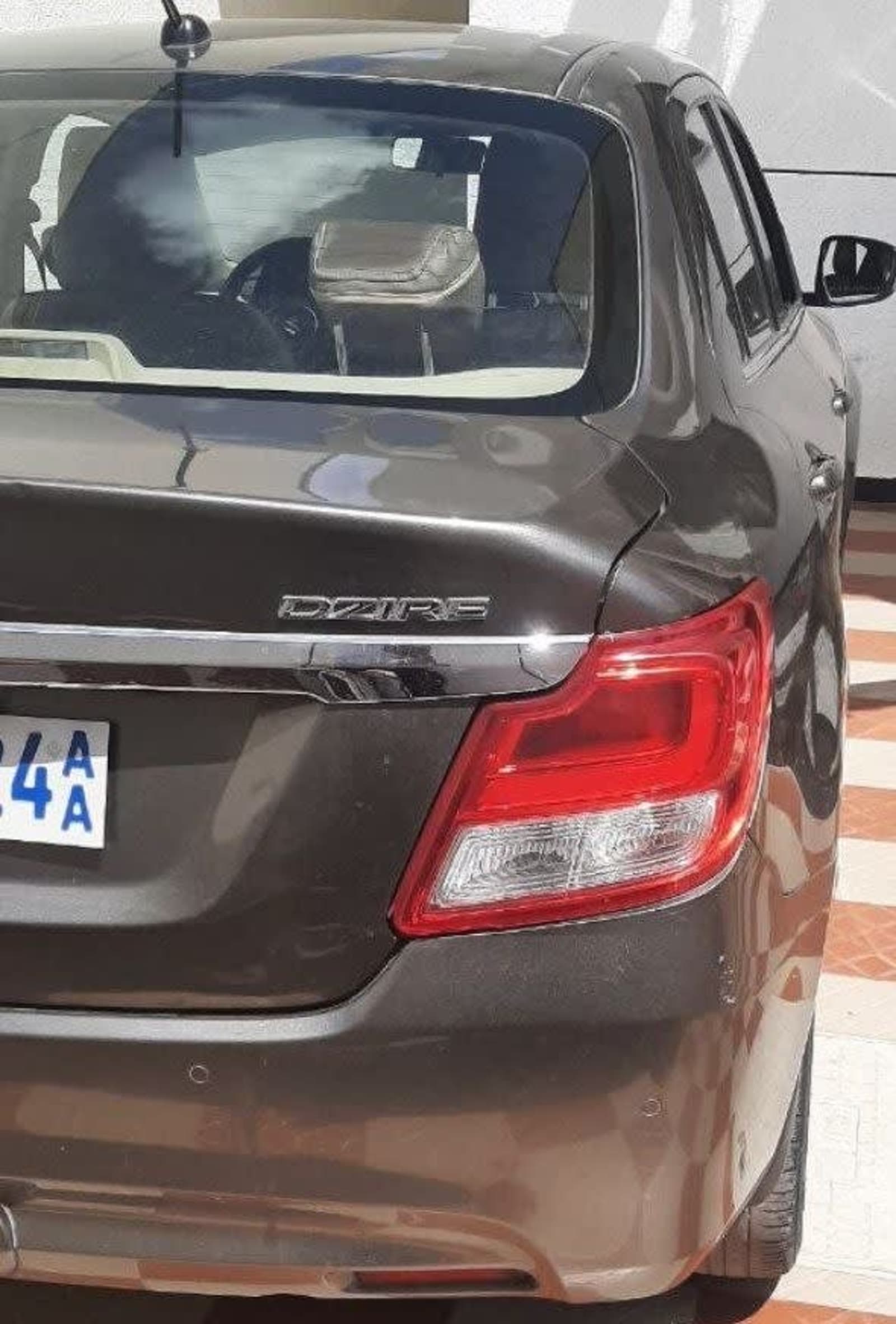 2022 Suzuki Dzire — photo 2