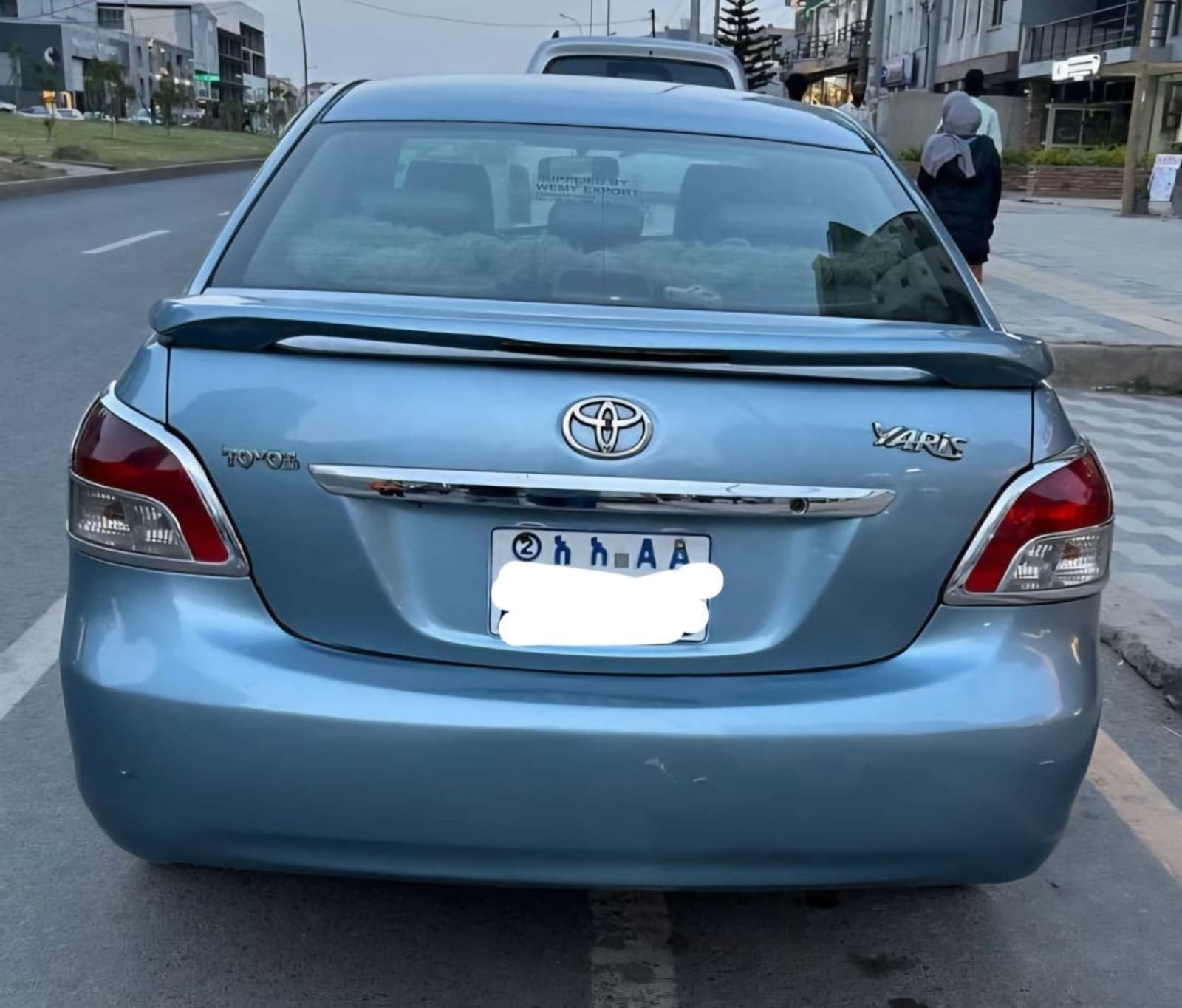 2008 Toyota Yaris Sedan — photo 5