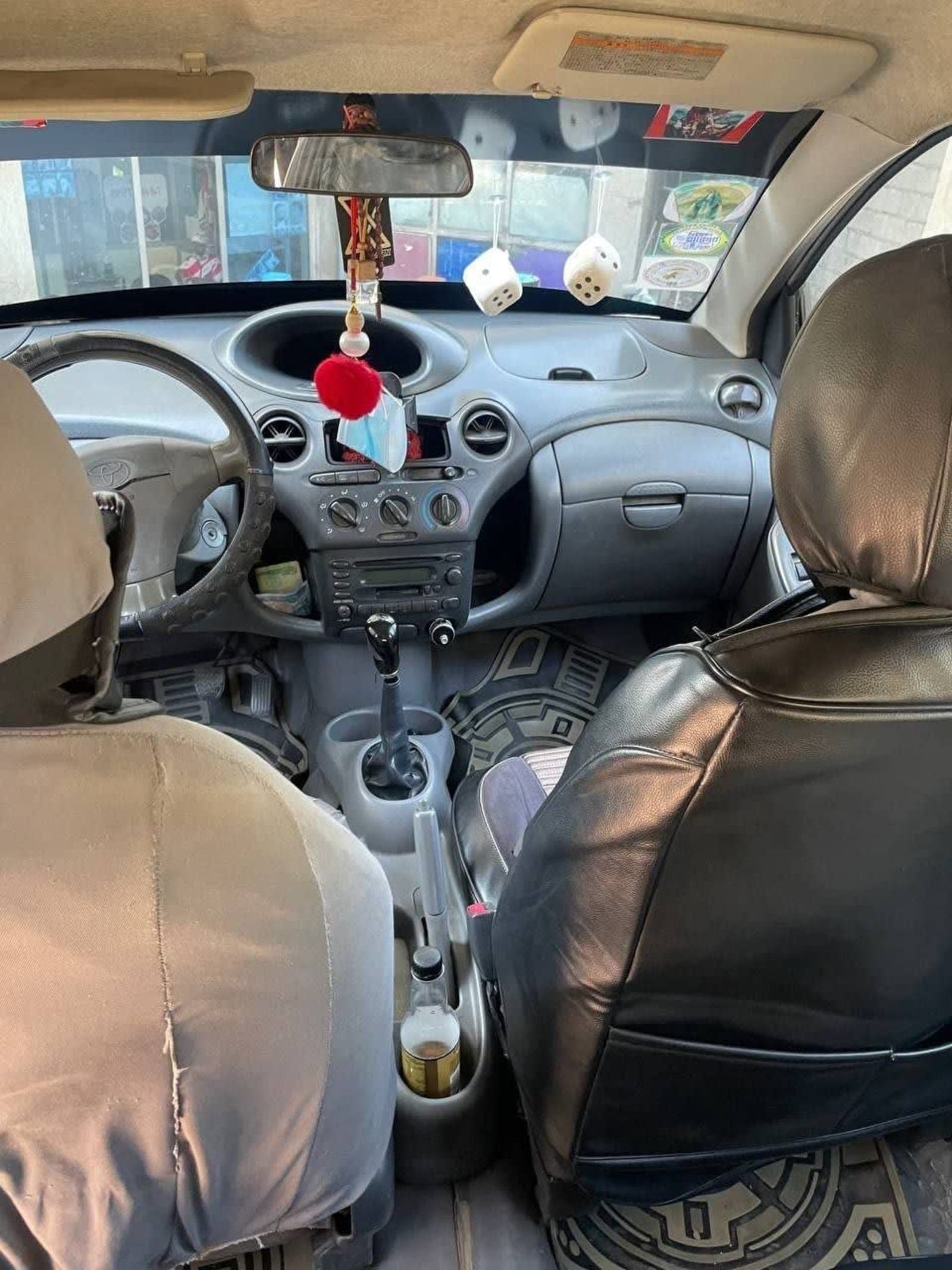 2000 Toyota Vitz Yaris — photo 4