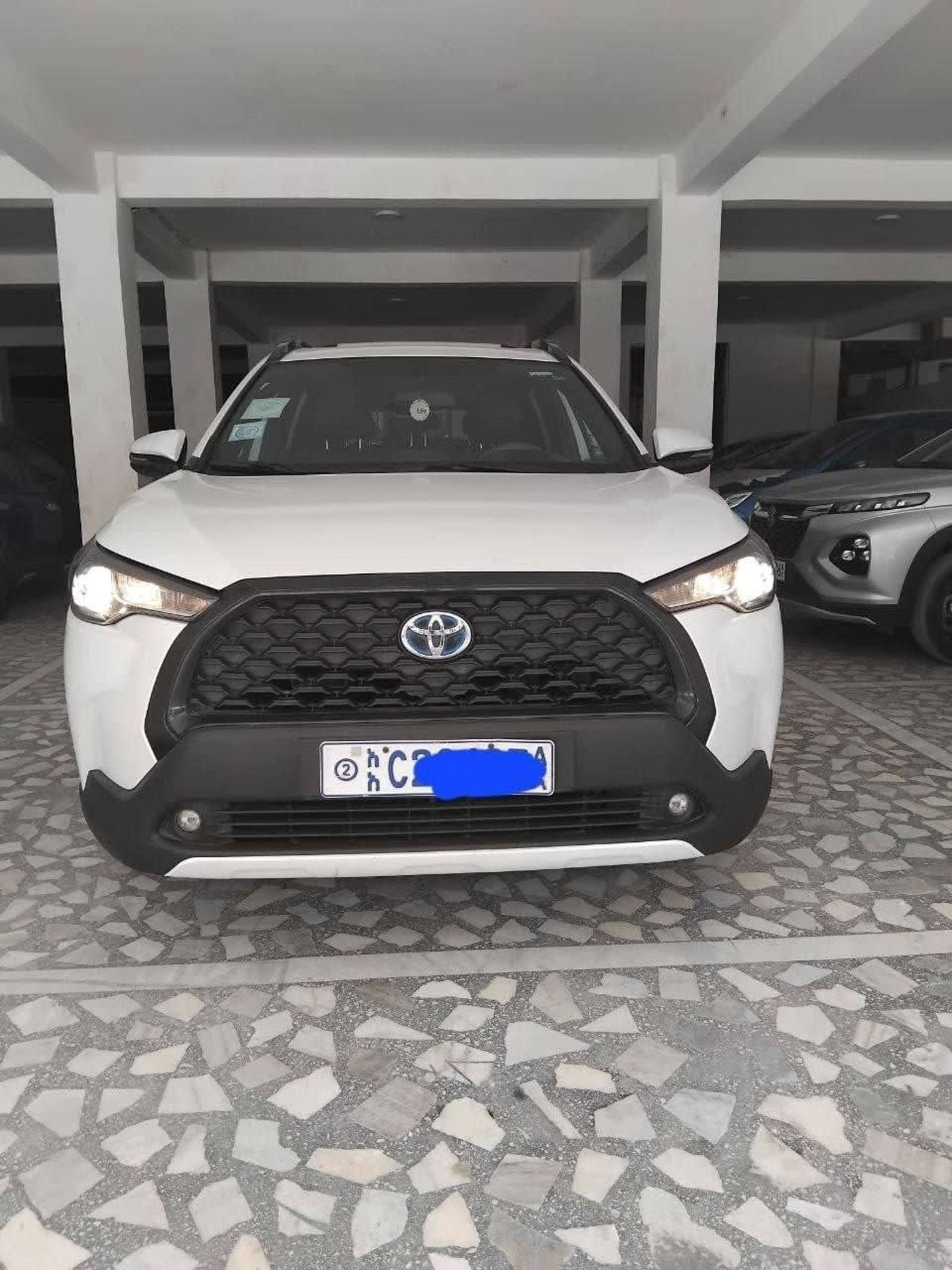 2022 Toyota Corolla Cross Hybrid — photo 5