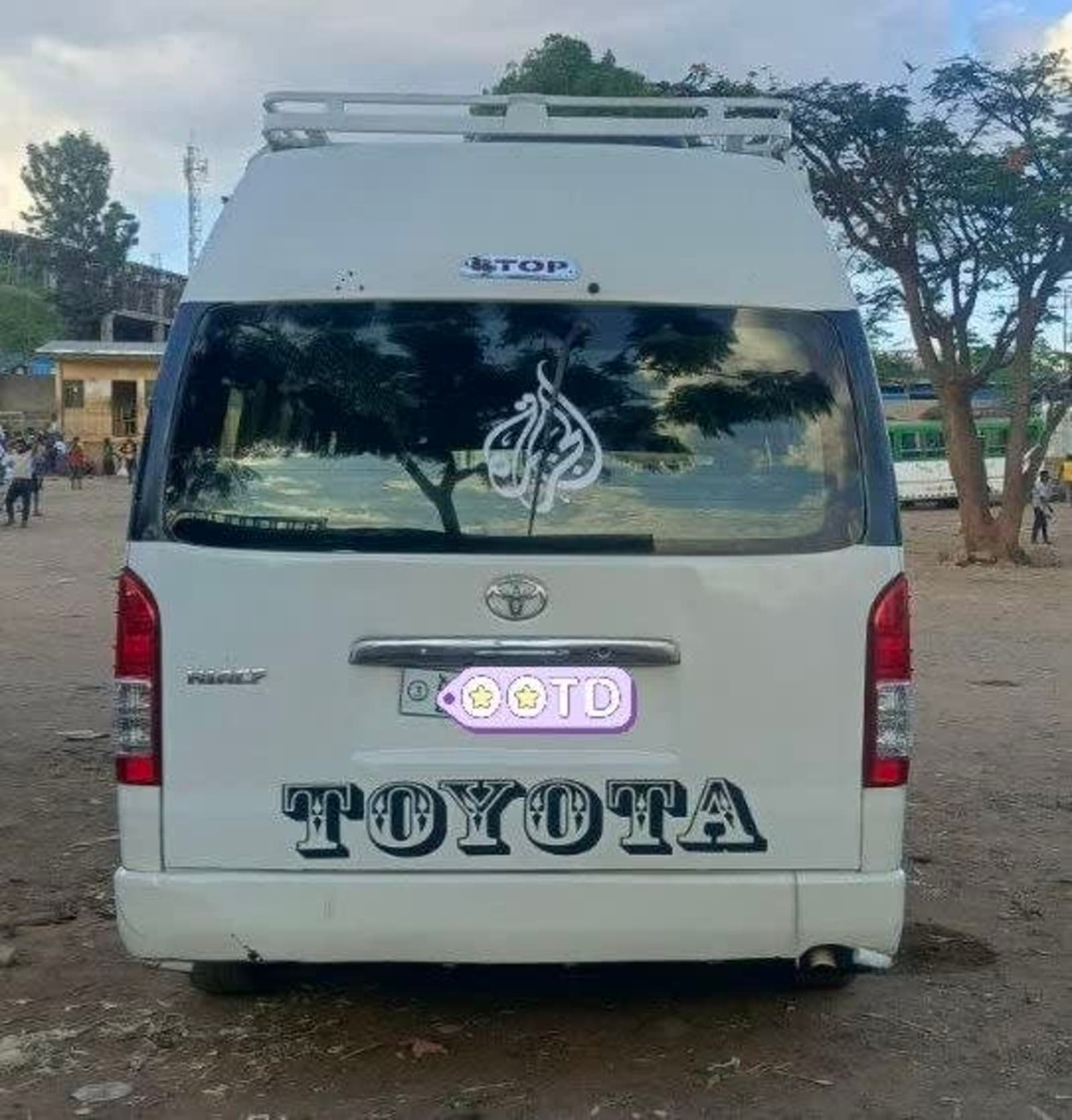 2012 Toyota Hilux — photo 2