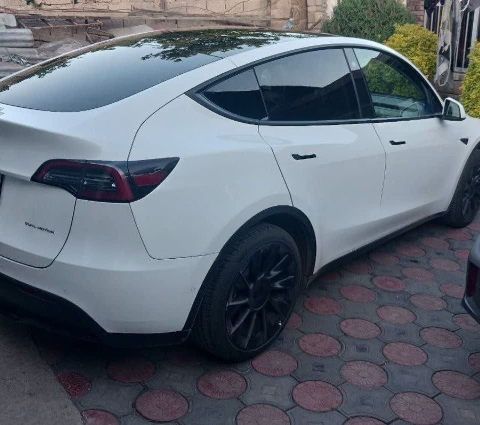 2022 Tesla Y — photo 5