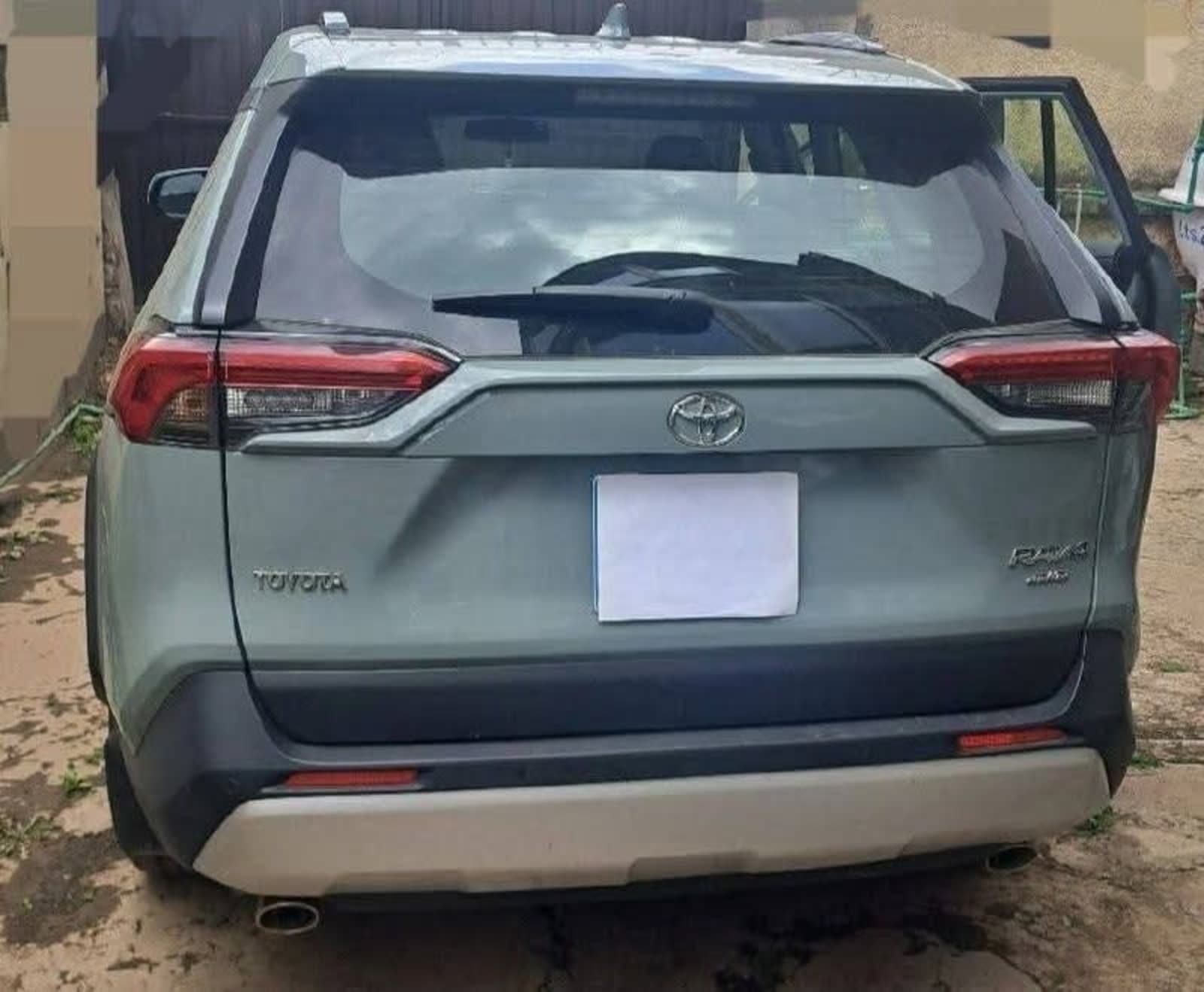 2023 Toyota Rav4 — photo 3